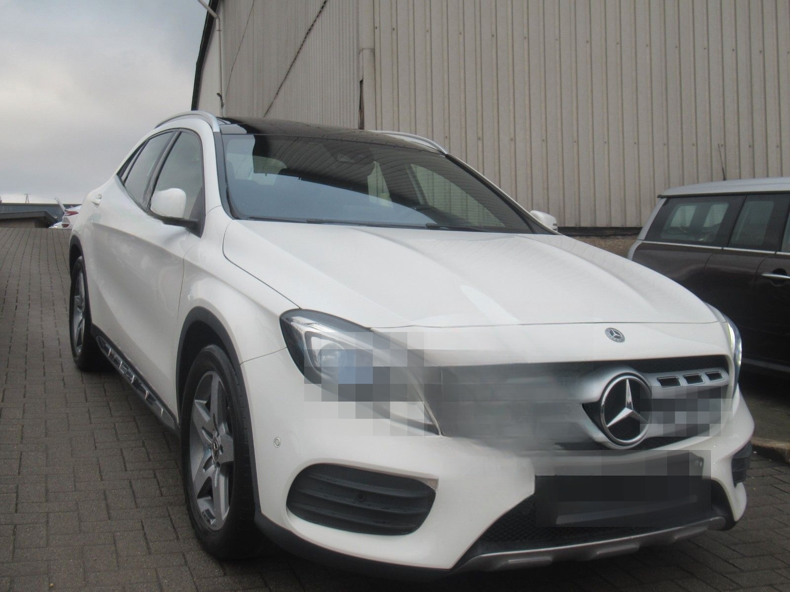 Mercedes-Benz GLA 200 AMG LINE-NAVI-PANO-LED-SHZ-2.HAND foto 5
