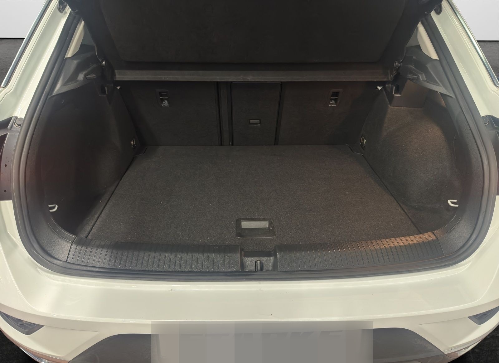 Volkswagen T-Roc 2.0 TDI DSG Active  Navi PDC LM Klima foto 13