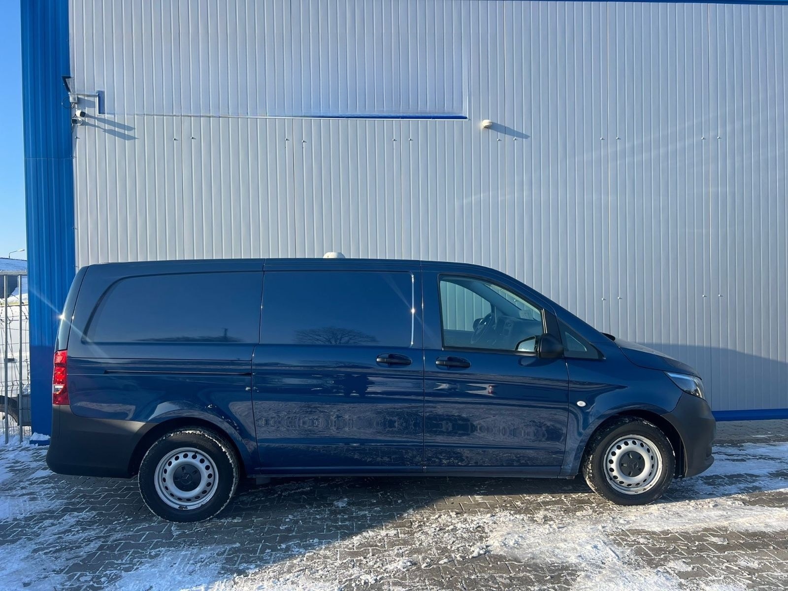 Mercedes-Benz Vito 114 LANG TEMPOMAT 2-SITZER WERKZEUGSCHRÄNKE foto 4