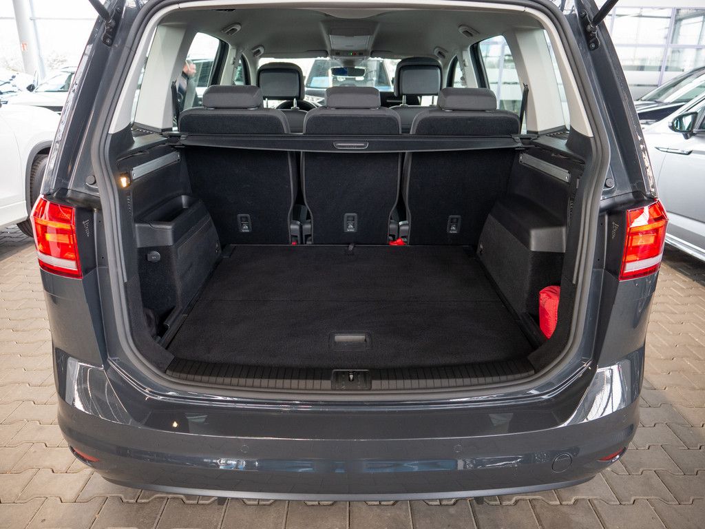 Volkswagen Touran Comfortline 2,0 l TDI ACC NAVI SPURH. BT foto 22