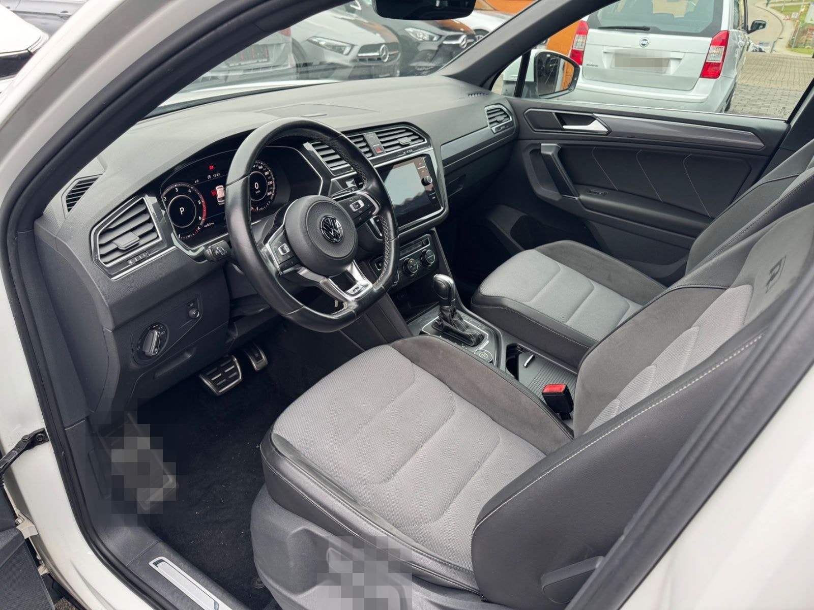 Volkswagen Tiguan Highline 4Motion**R-LINE Sportpaket** foto 13