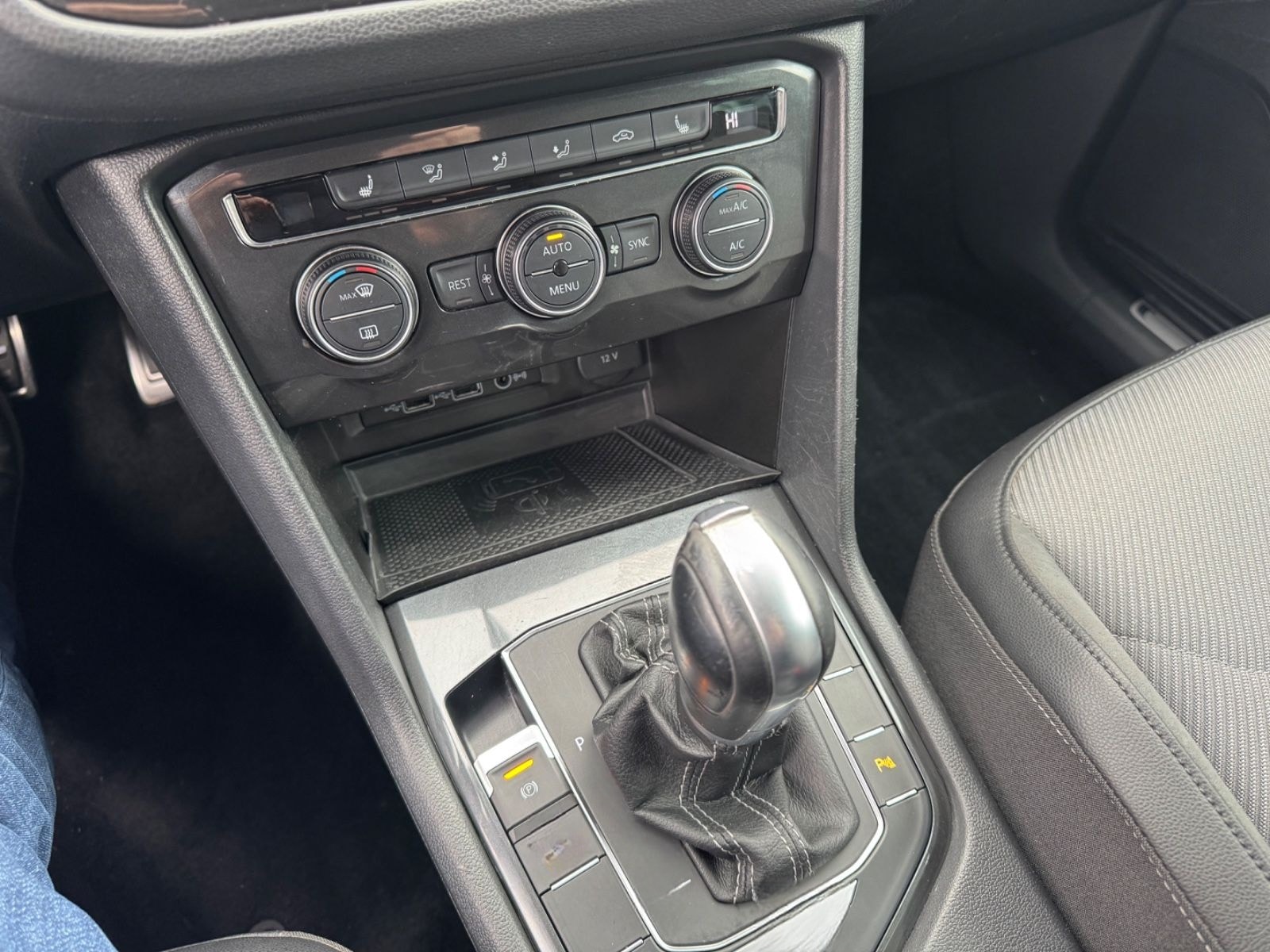 Volkswagen Tiguan Highline 4Motion**R-LINE Sportpaket** foto 17