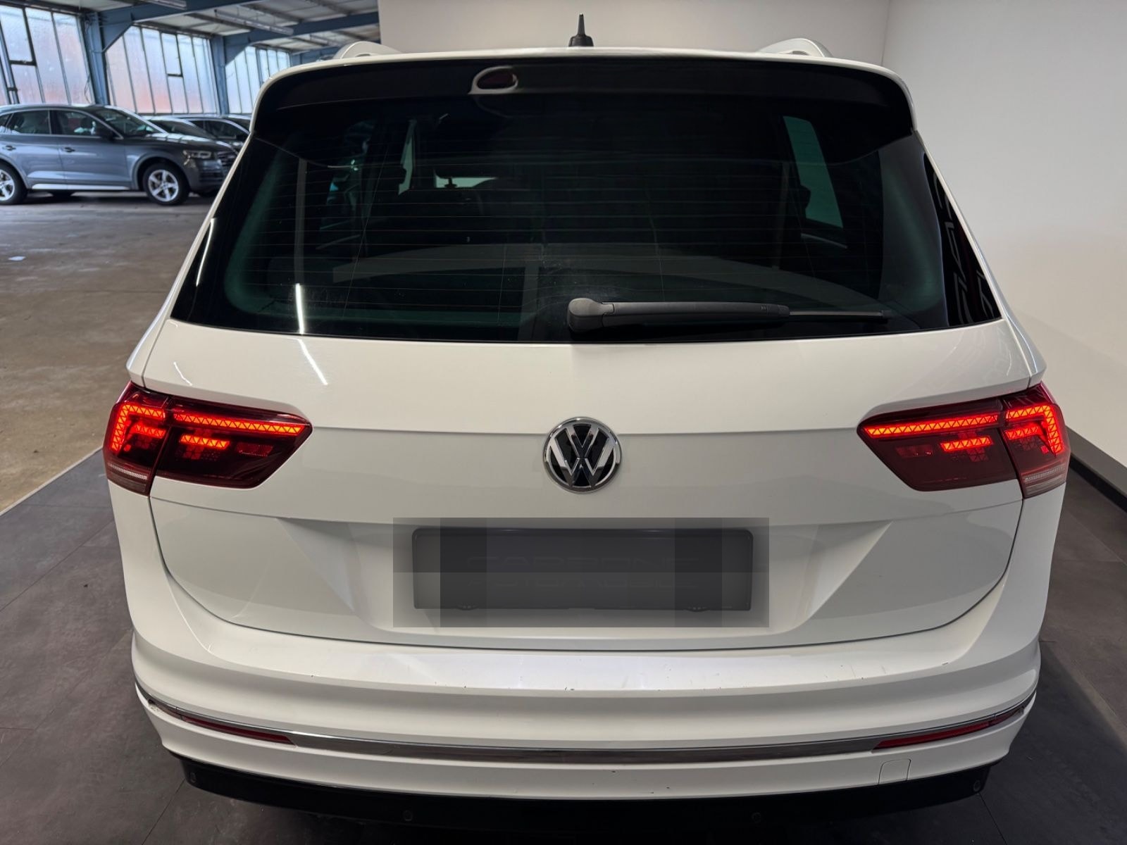 Volkswagen Tiguan Highline 4Motion**R-LINE Sportpaket** foto 4
