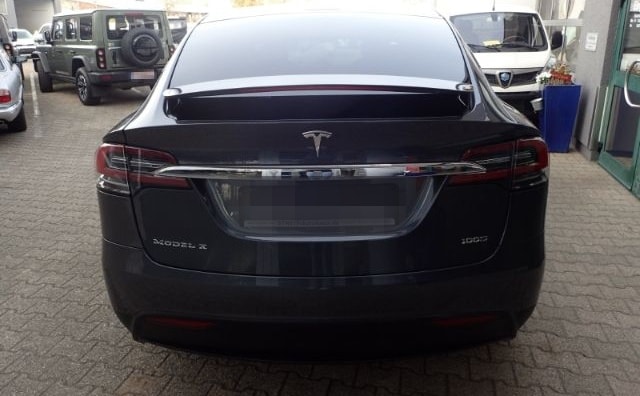 Tesla Model X Dual Luftfederung AHK Navi Memory Sitze  foto 5