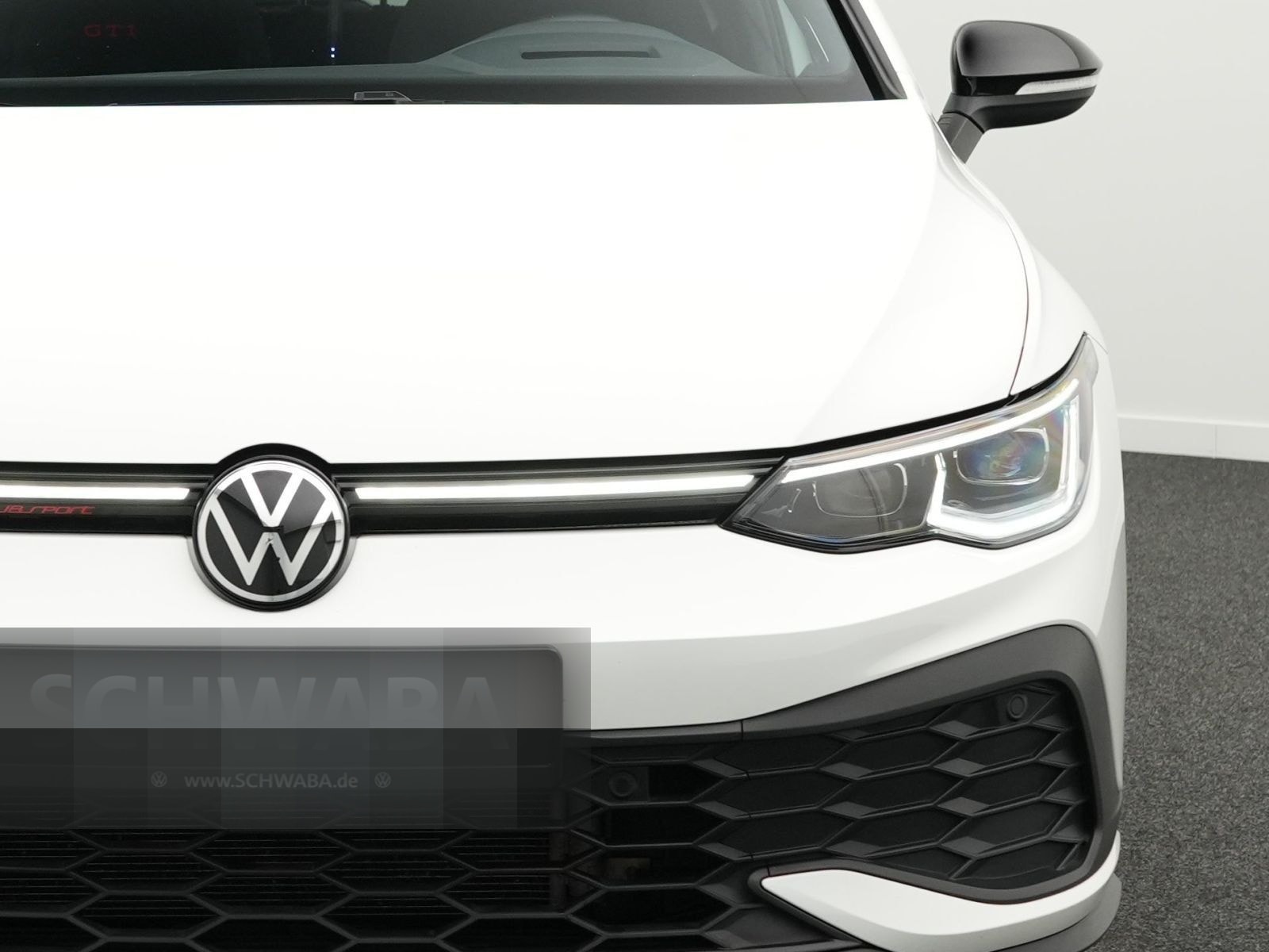 Volkswagen Golf VIII GTI Clubsport 2.0 TSI R-Abgas*PANO foto 25