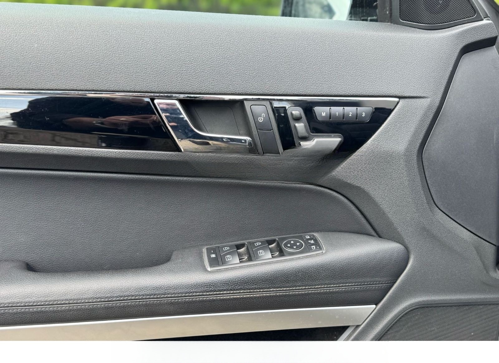 Mercedes-Benz E -Klasse Cabrio E 350 CGI BlueEfficiency AMG foto 18