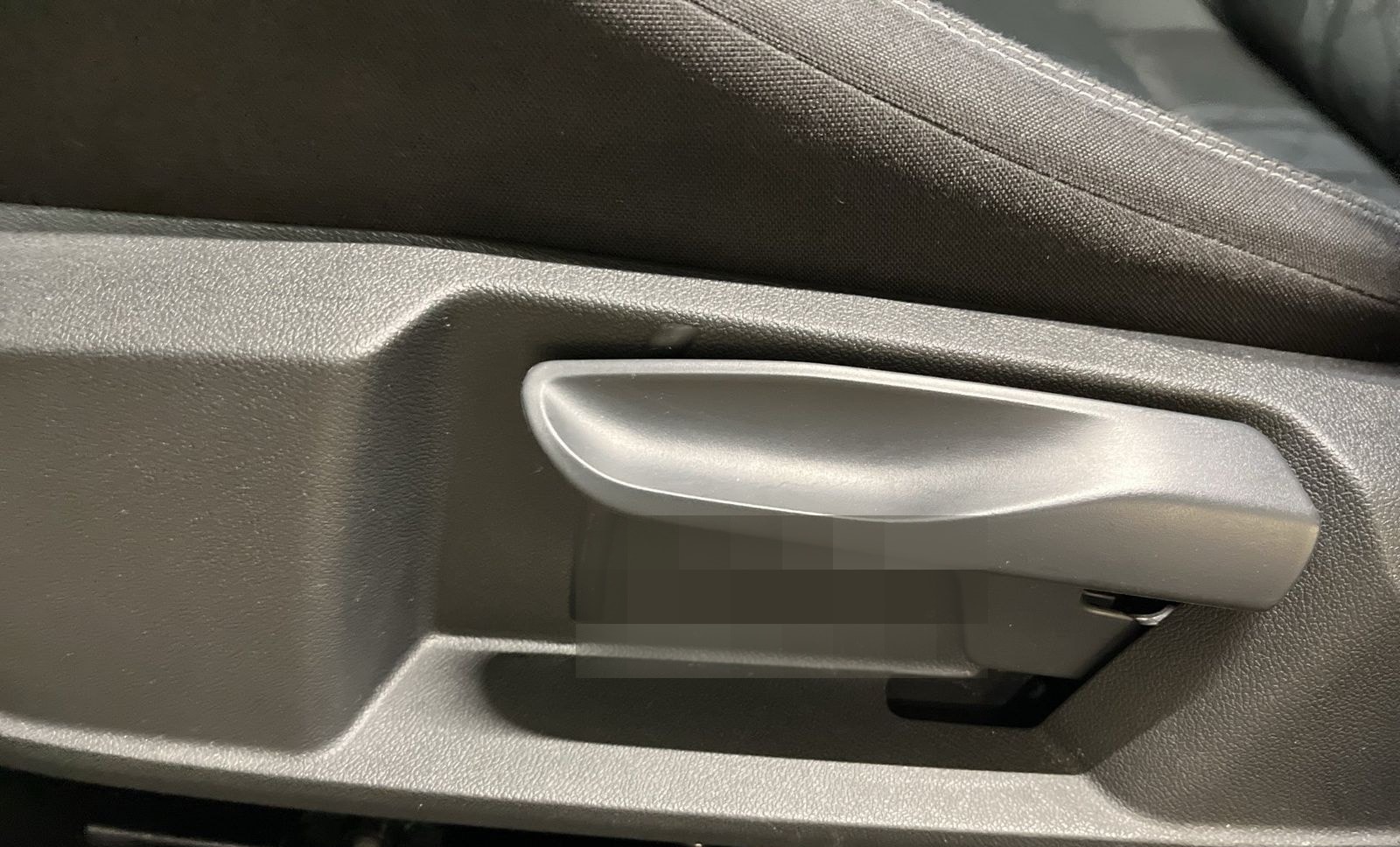 Volkswagen Taigo R-Line 1.0 TSI DSG AUT Fernlichtass. LED foto 11