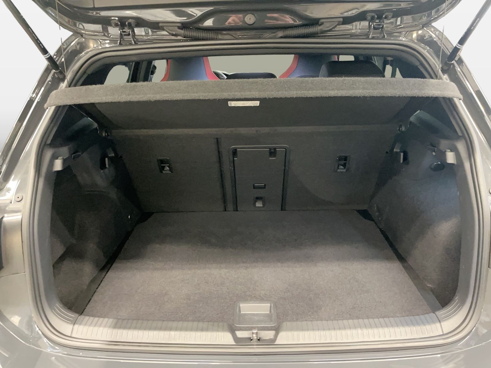 Volkswagen Golf VIII GTI Clubsport 2.0 TSI DSG ACC AUT Kam. foto 10