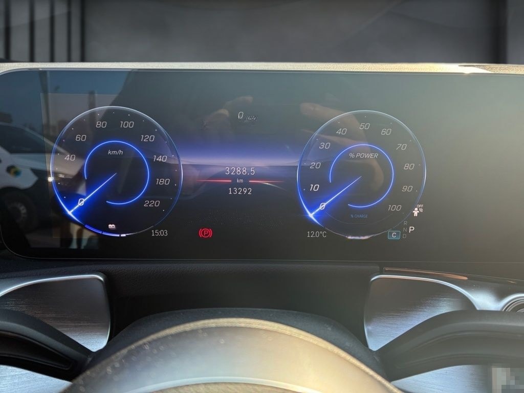 Mercedes-Benz EQB 300 4M MBUX+Progressive+Ambiente+CarPlay+AUT foto 6