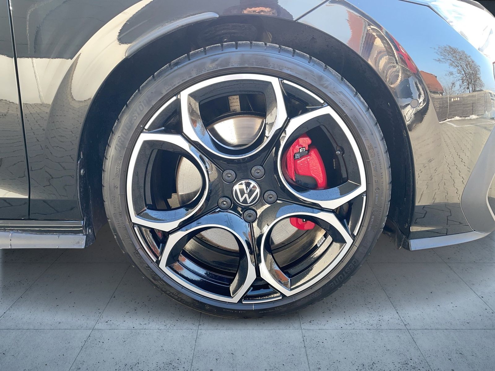 Volkswagen Golf GTI 2.0 TSI DSG ACC+360+Navi+HarmanKardon foto 8