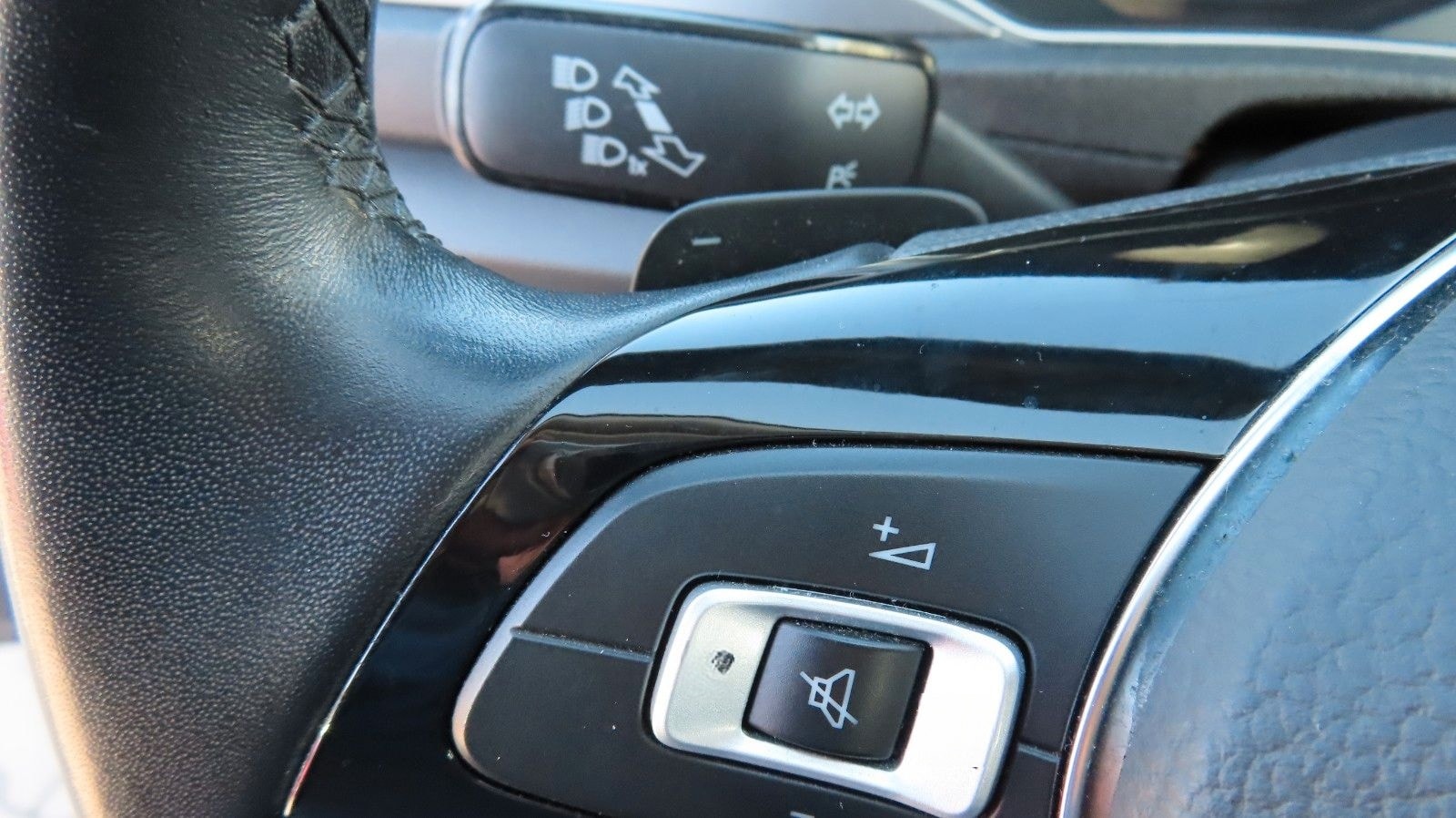 Volkswagen T-Roc 1.5 TSI DSG Actice foto 13