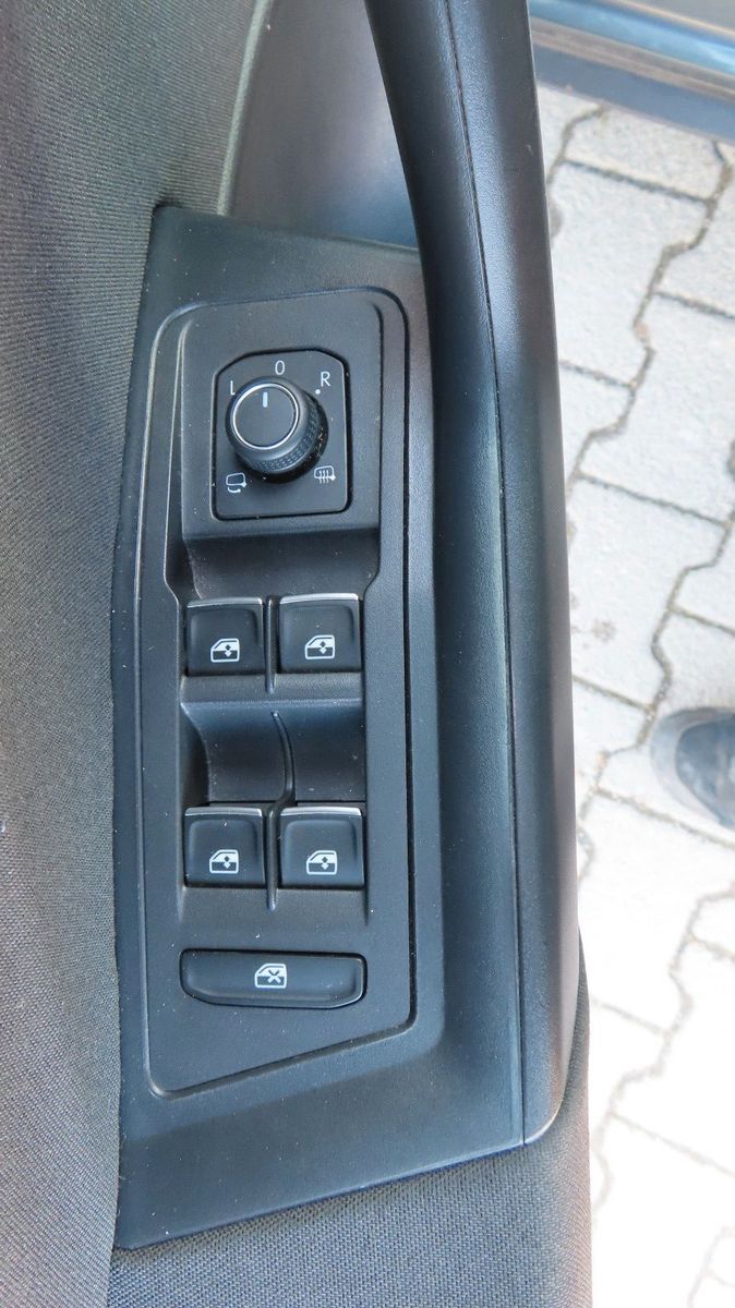 Volkswagen T-Roc 1.5 TSI DSG Actice foto 8