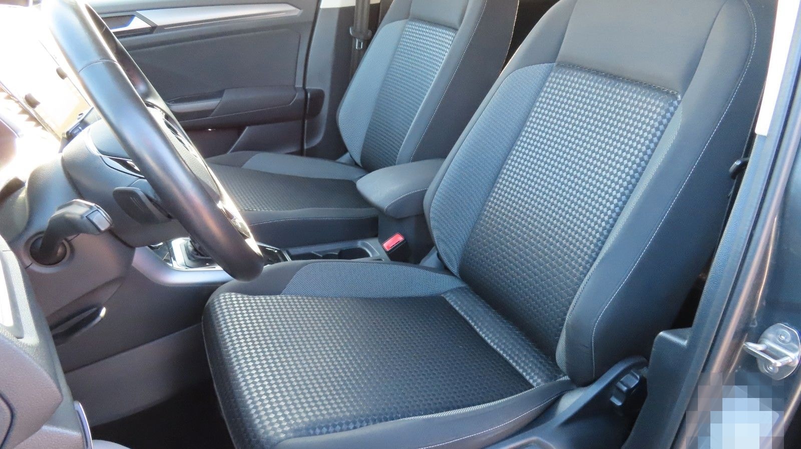 Volkswagen T-Roc 1.5 TSI DSG Actice foto 9