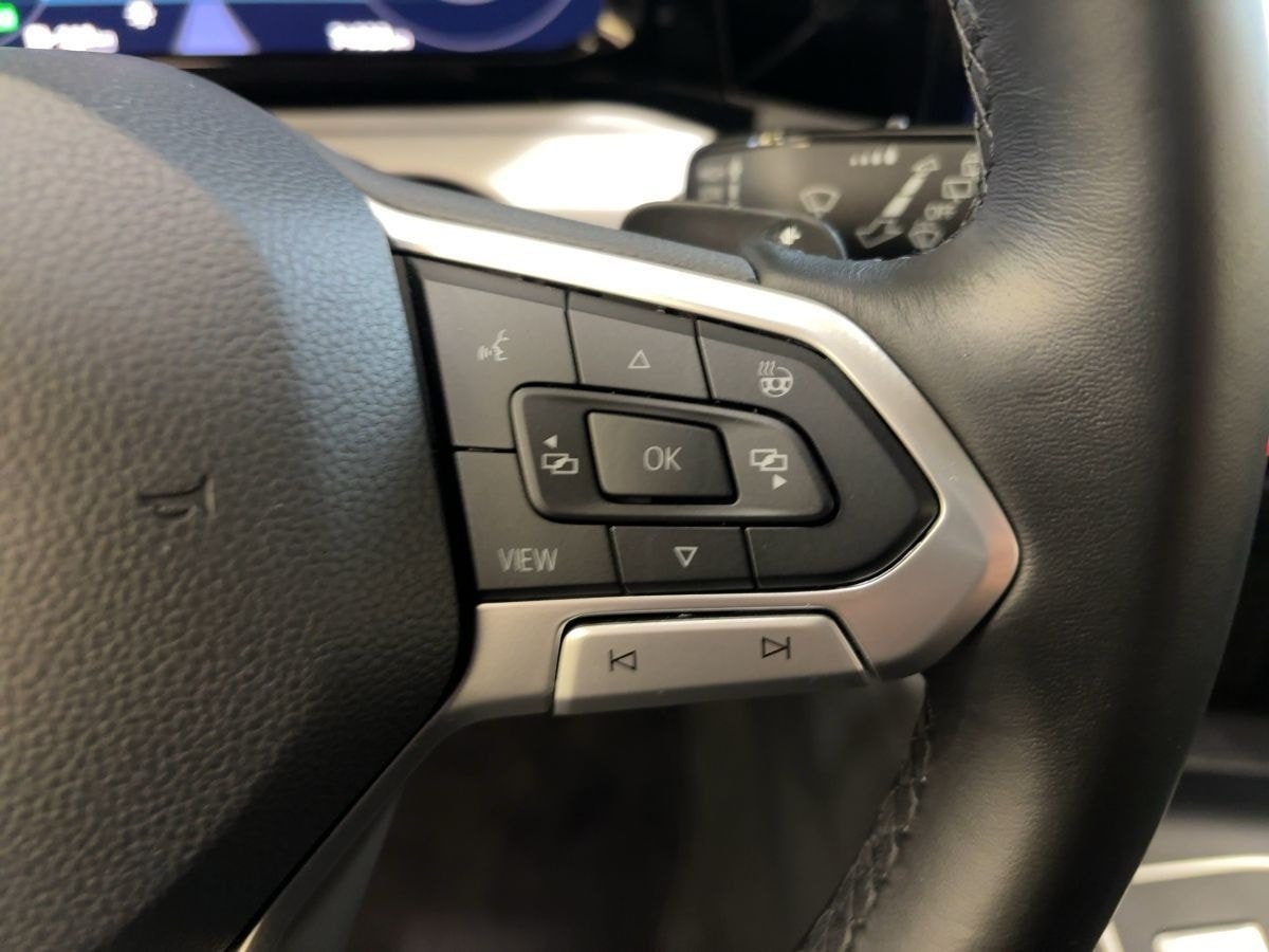 Volkswagen Golf VIII 2.0 TDI DSG Life ACC Kamera LED Navi foto 12