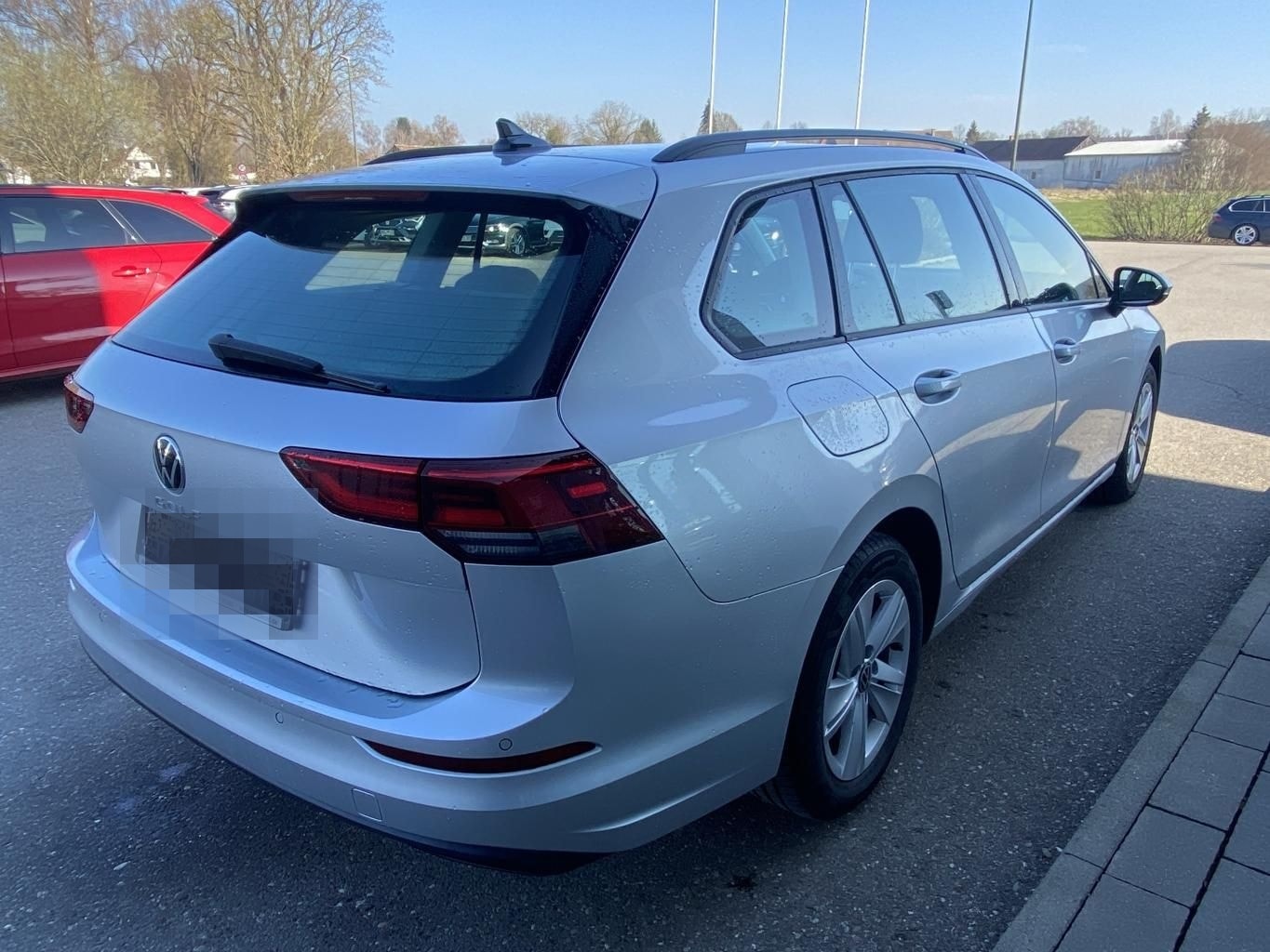 Volkswagen Golf Variant 2.0 TDI LIFE STANDHEIZUNG+AHK+4xSHZ foto 6