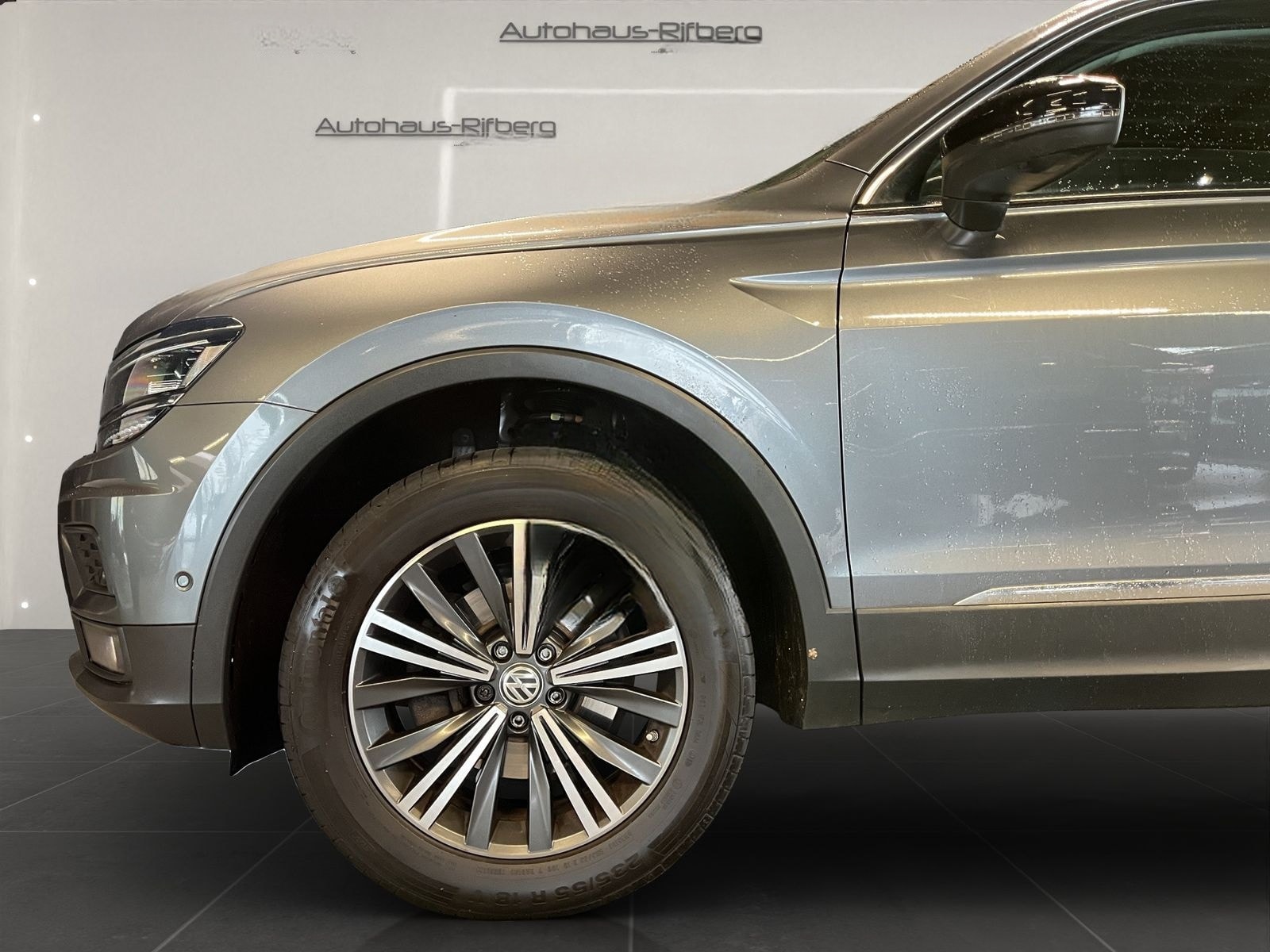 Volkswagen Tiguan Allspace 2,0 TDI DSG IQ PanD/HUD/Kamera foto 7