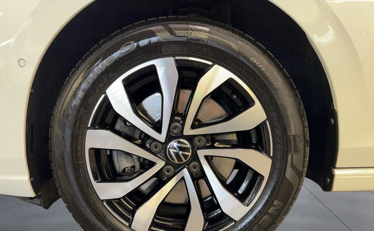 Volkswagen Golf VIII Variant 2.0 TDI DSG Active foto 17