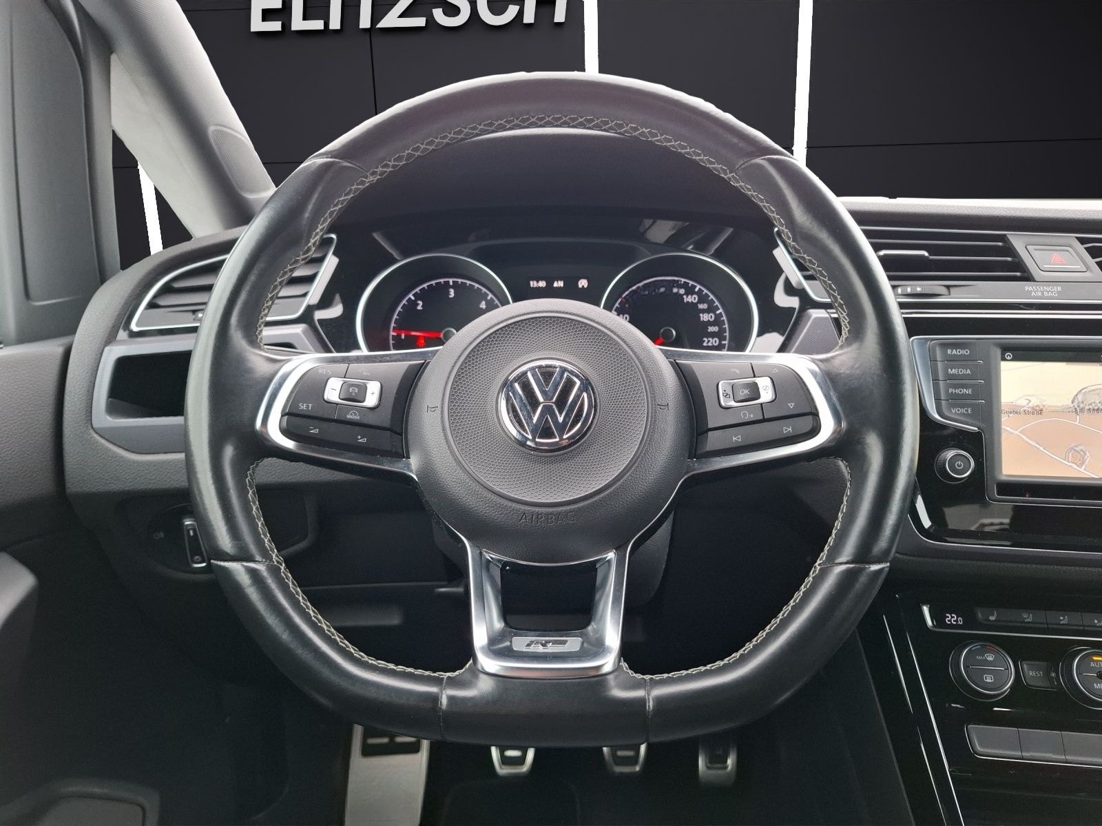 Volkswagen Touran 2.0 TDI R-Line LED Navi ACC AHK 7-Sitze S foto 17