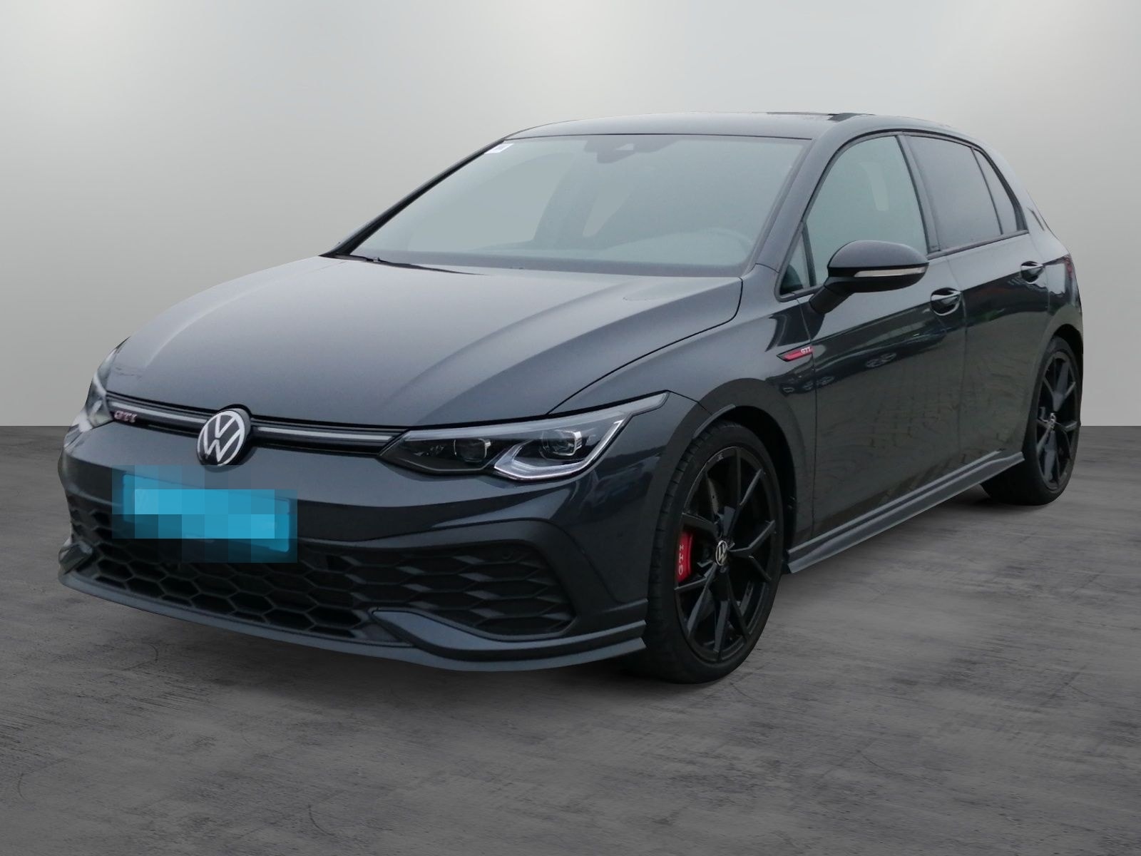 Volkswagen Golf GTI Clubsport VIII 2.0TSI DSG BlackStyle foto 2