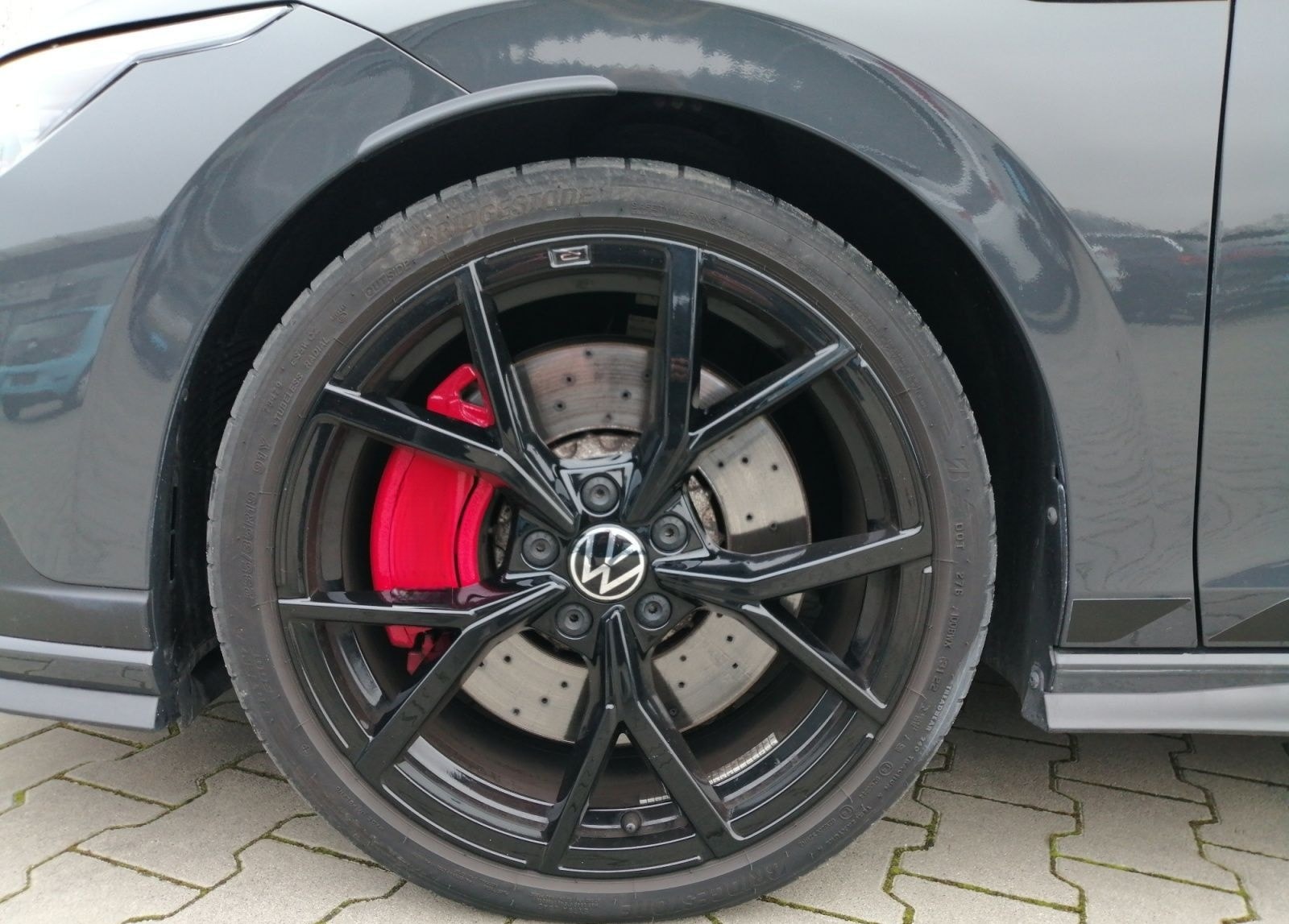 Volkswagen Golf GTI Clubsport VIII 2.0TSI DSG BlackStyle foto 8