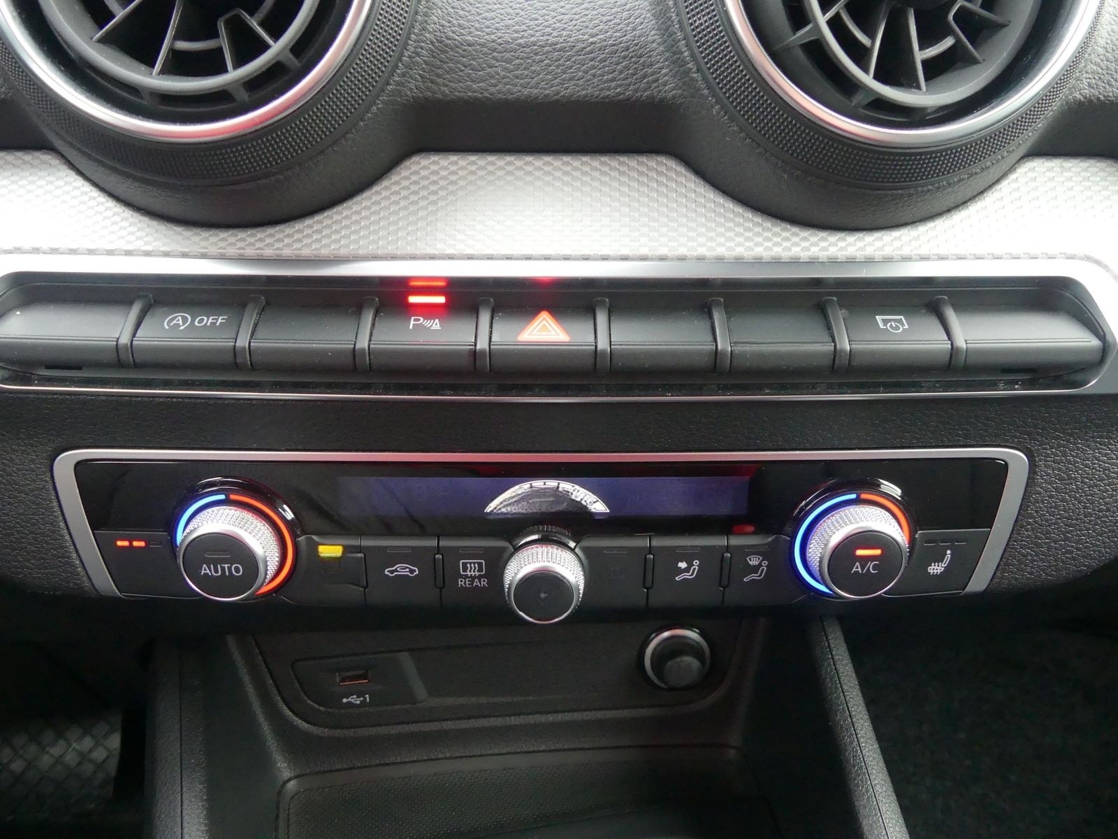 Audi Q2 35 TFSI s-tronic LED ACC Navi foto 18