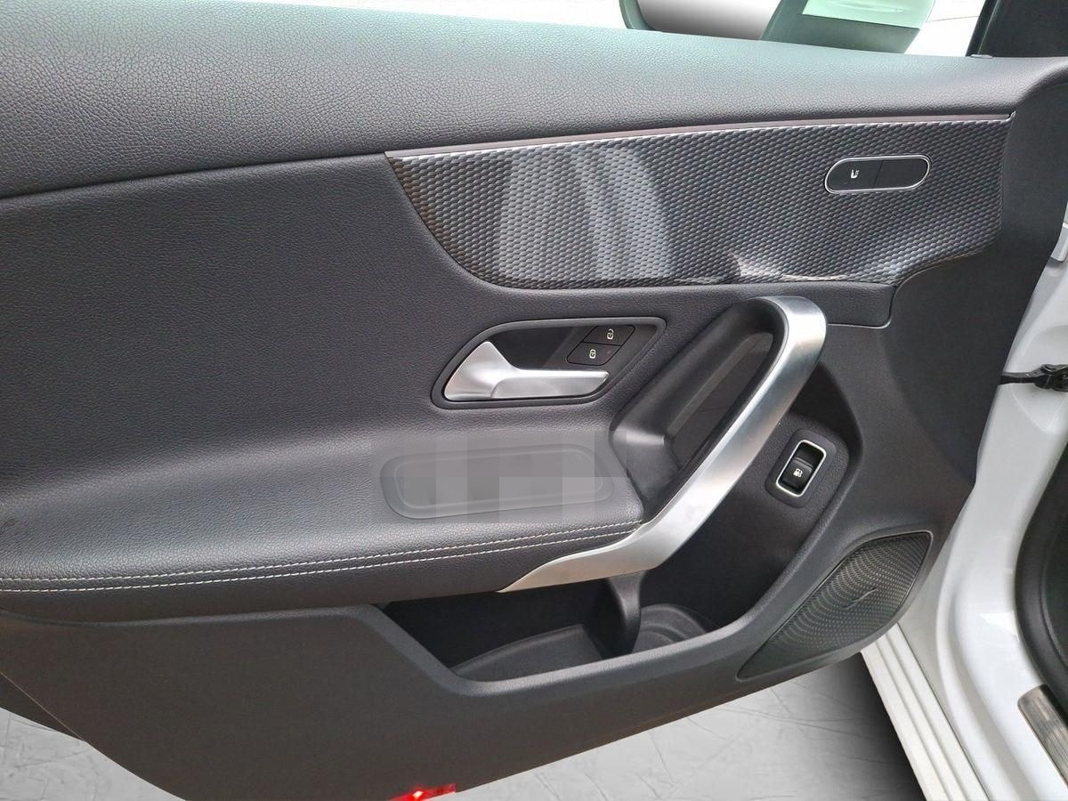 Mercedes-Benz A 250 e Lim. Edition 19 LED Navi foto 11