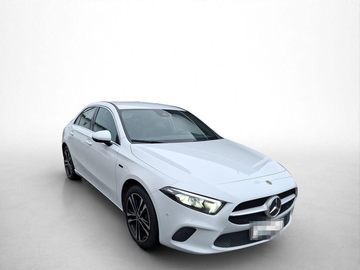 Mercedes-Benz A 250 e Lim. Edition 19 LED Navi foto 4