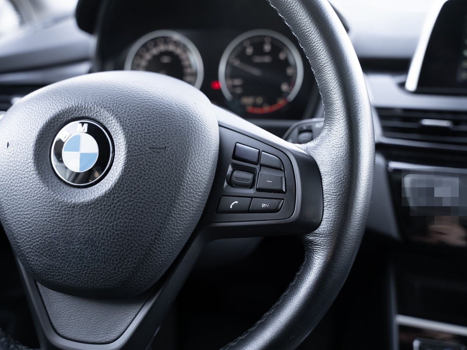 BMW 216d Gran Tourer. Pano foto 19