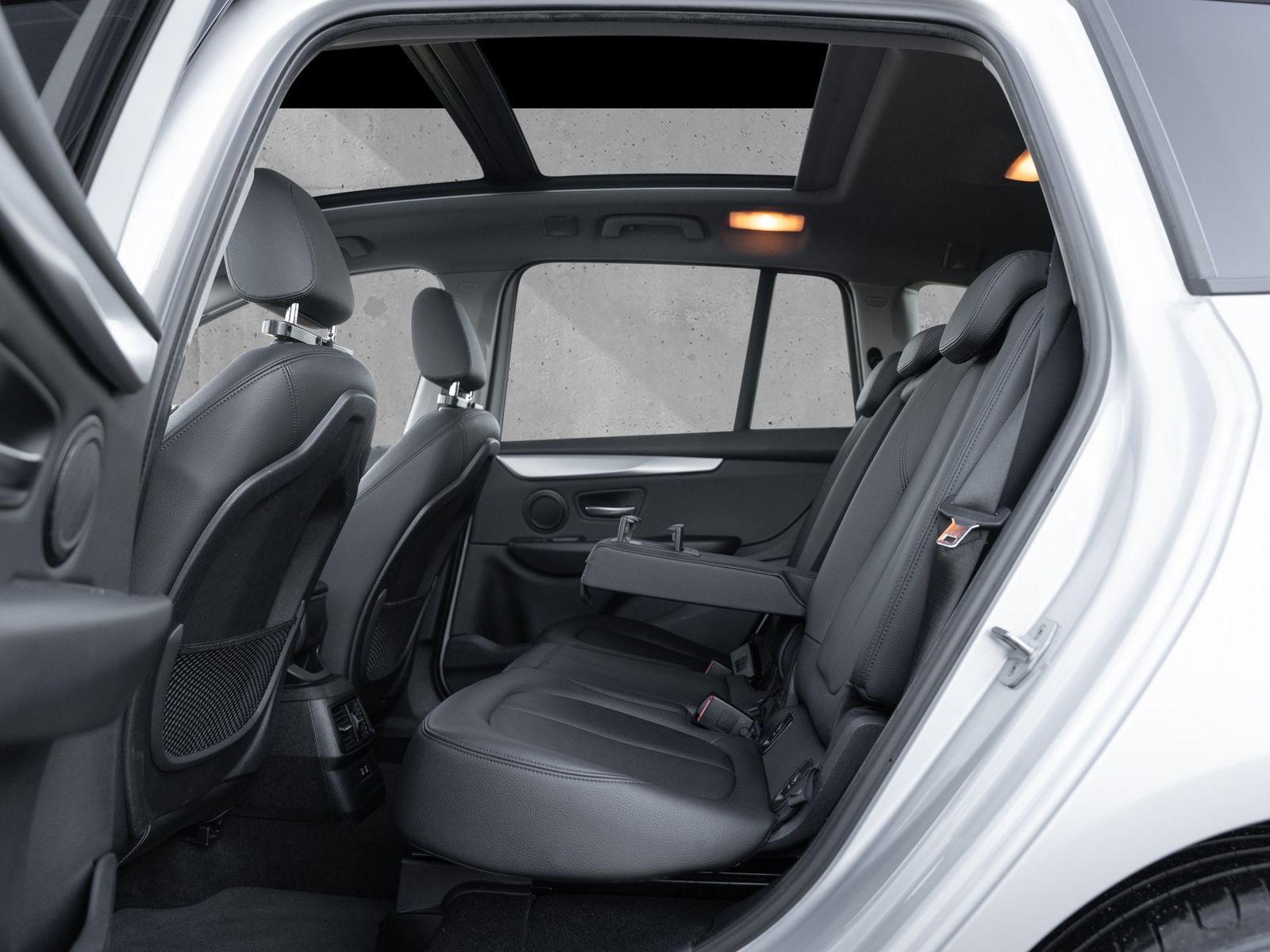 BMW 216d Gran Tourer. Pano foto 8