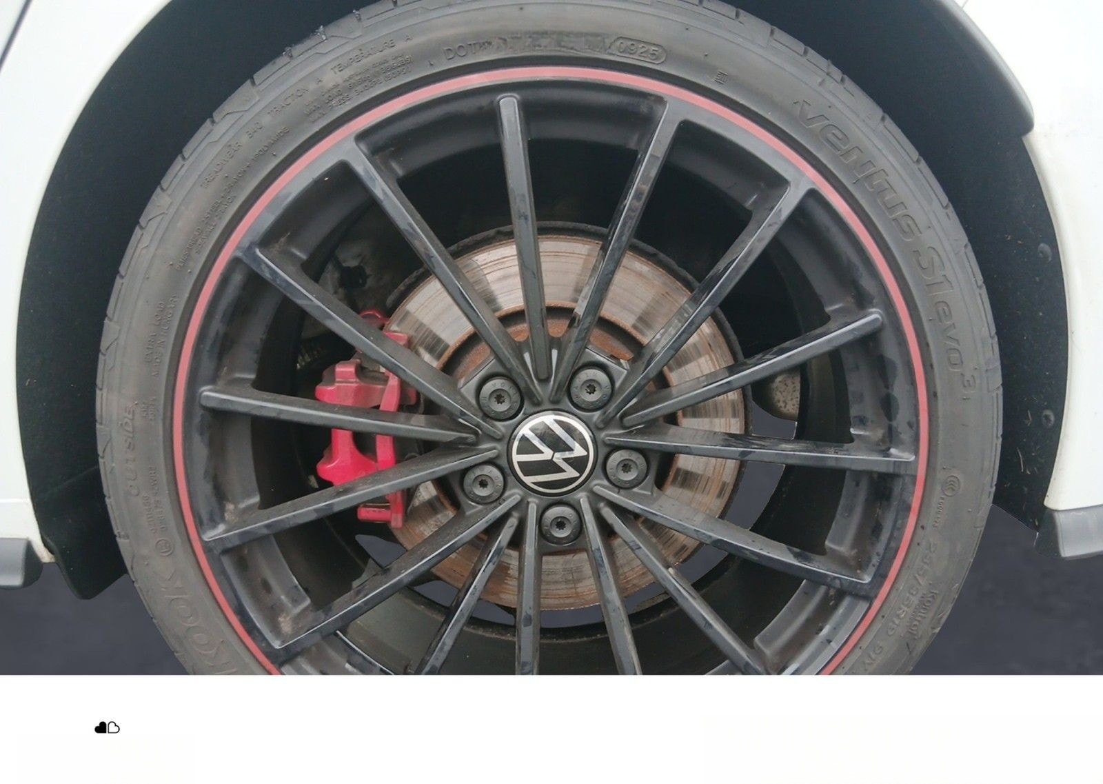 Volkswagen Golf 2.0 TSI GTI Clubsport MATRIX+PANO+HUD+AKRAP foto 6