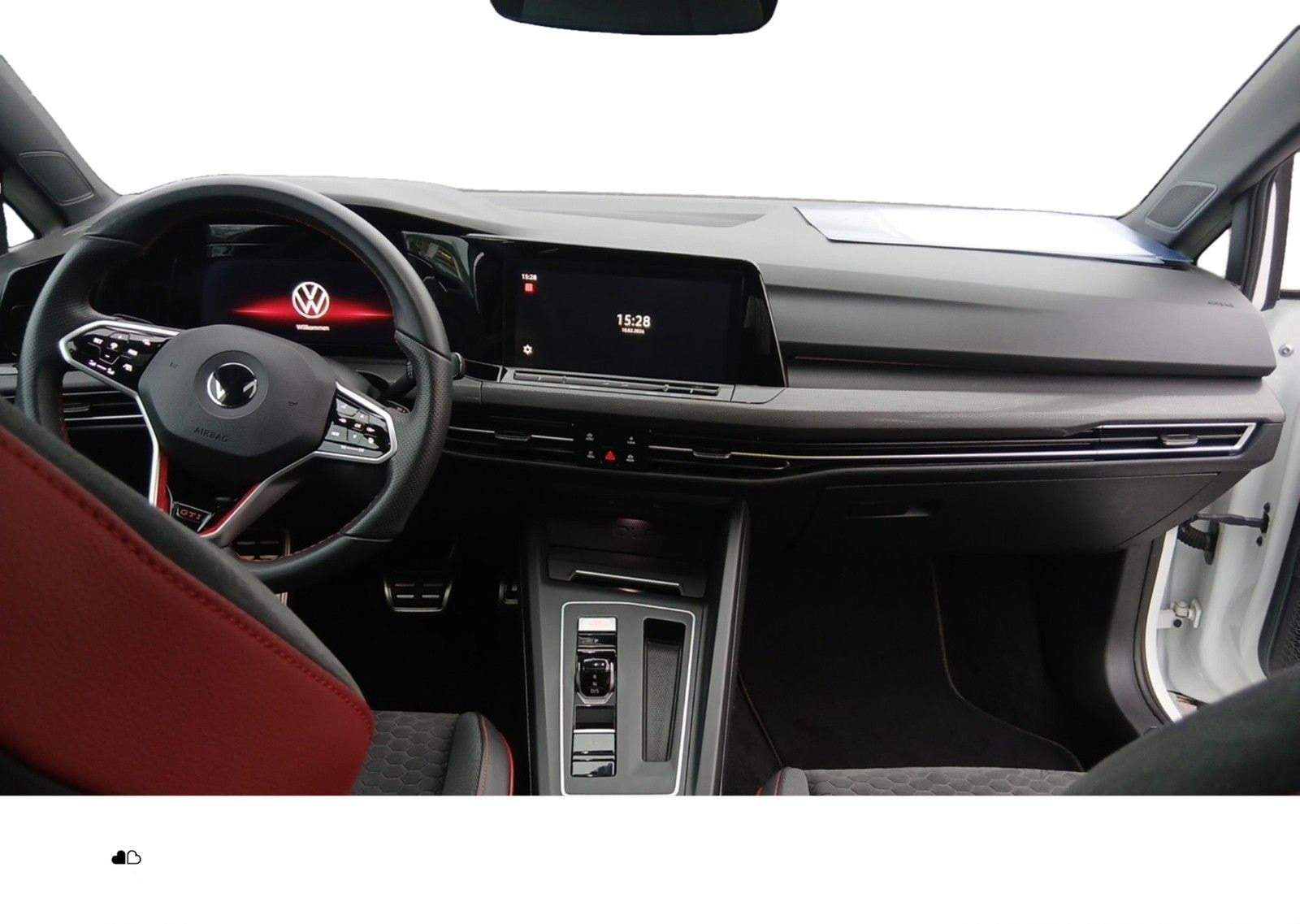 Volkswagen Golf 2.0 TSI GTI Clubsport MATRIX+PANO+HUD+AKRAP foto 9