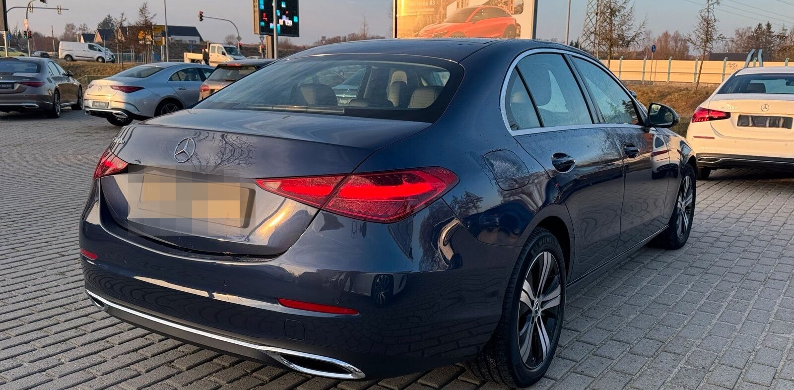 Mercedes-Benz C 300 e Avantgarde Advanced Plus Pano Ambiente foto 4