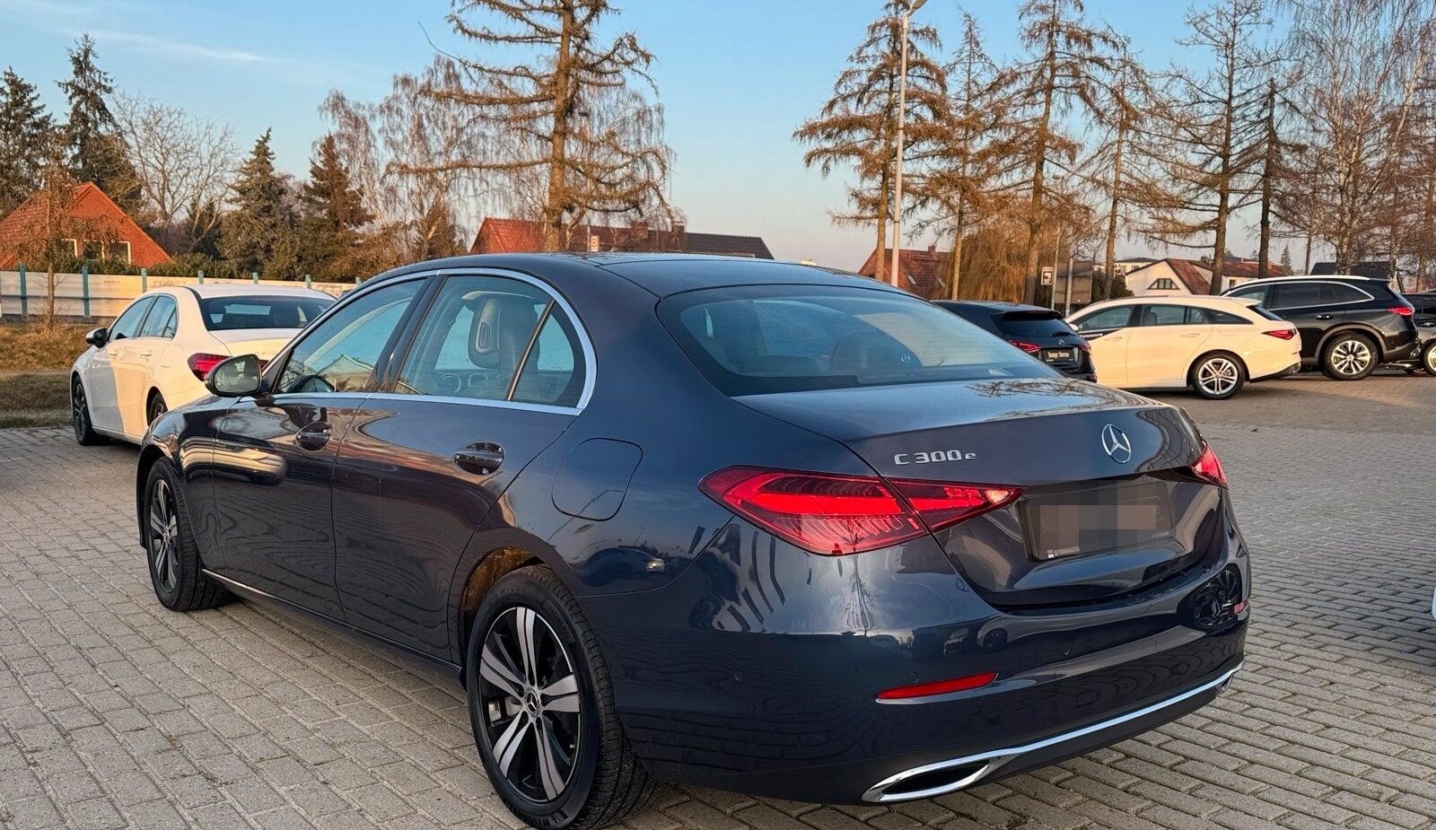 Mercedes-Benz C 300 e Avantgarde Advanced Plus Pano Ambiente foto 6