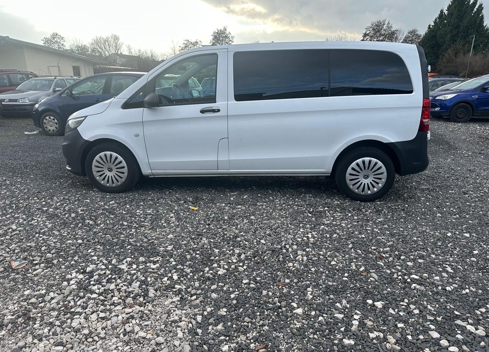 Mercedes-Benz Vito Tourer 119 CDI foto 2
