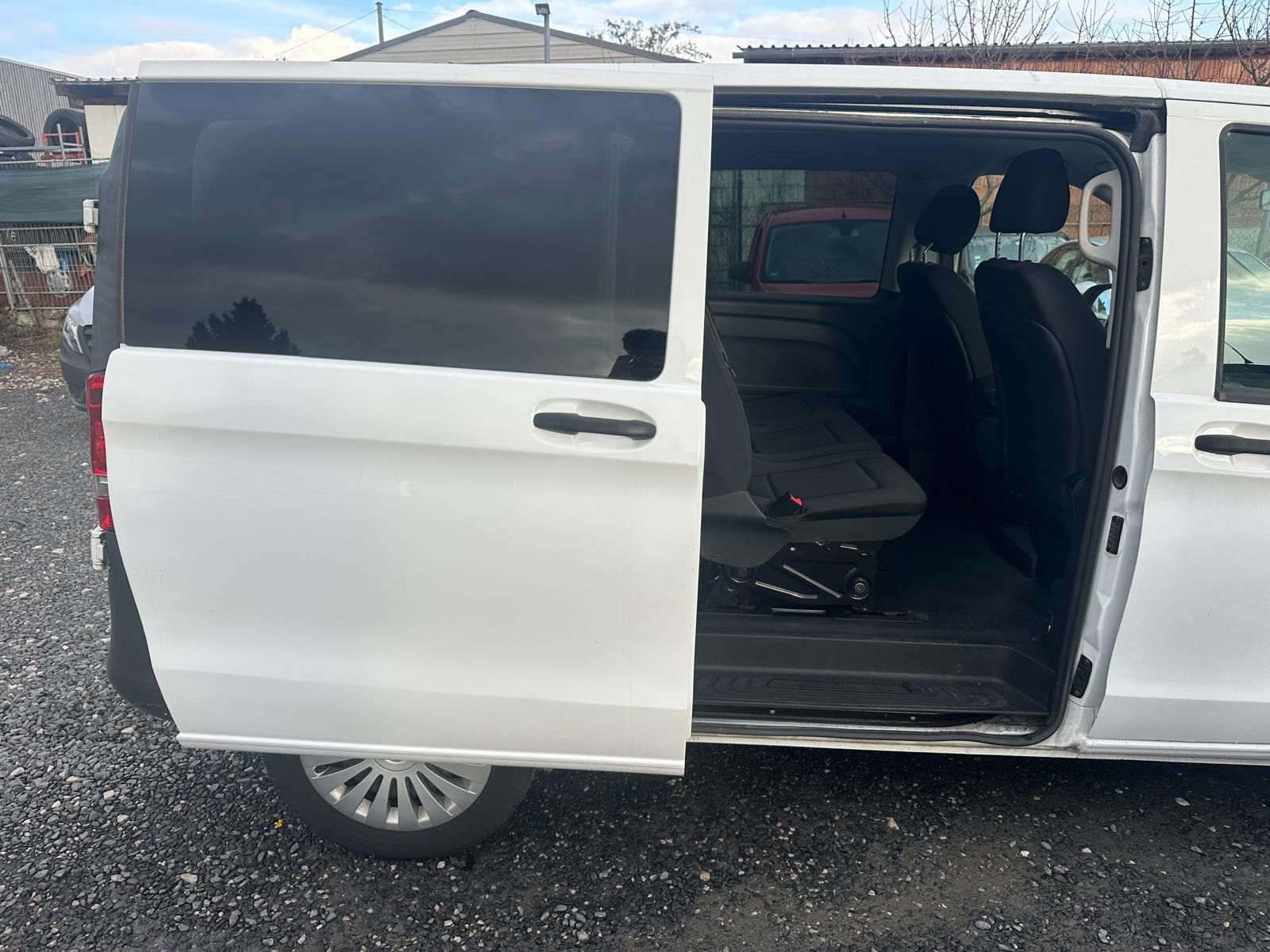 Mercedes-Benz Vito Tourer 119 CDI foto 9