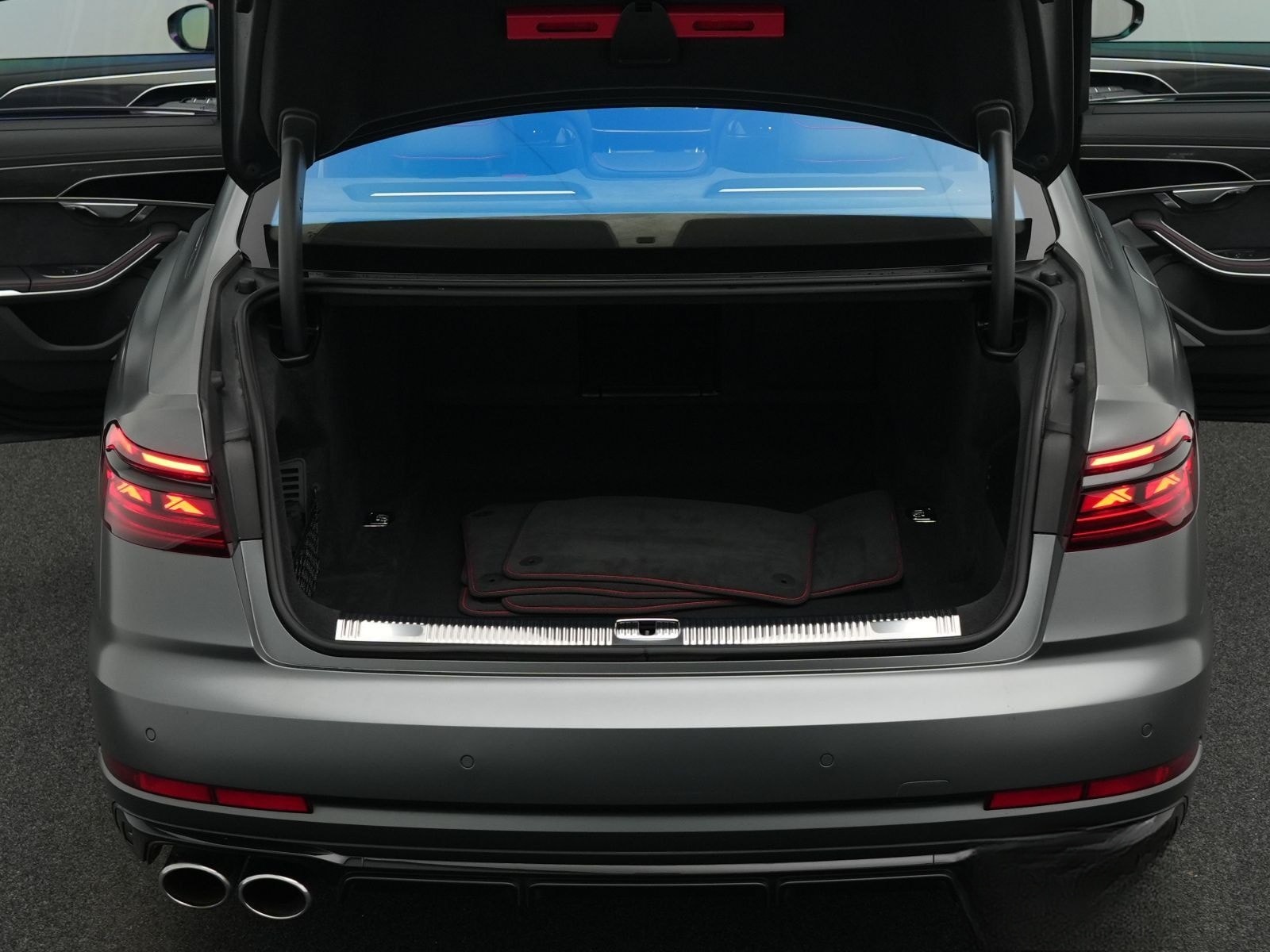 Audi S8 TFSI quattro *MATRIX*PANO*AHK*B&O*StdHz foto 13