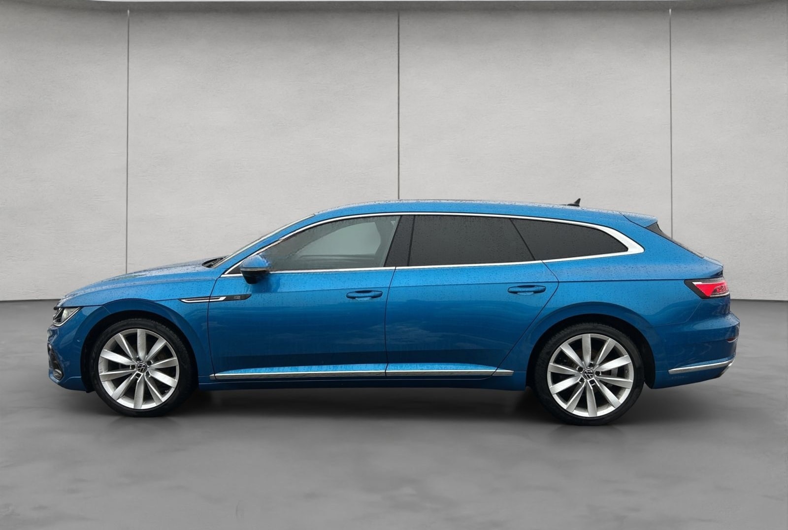 Volkswagen Arteon Shootingbrake 2.0TDI DSG R-Line 360° Pano foto 3