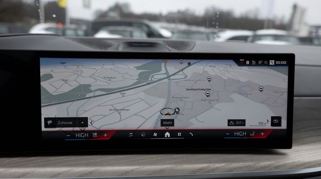 BMW X7 M60i FACEL. PANO HUD 360° LED SITZBELÜFTUNG foto 16