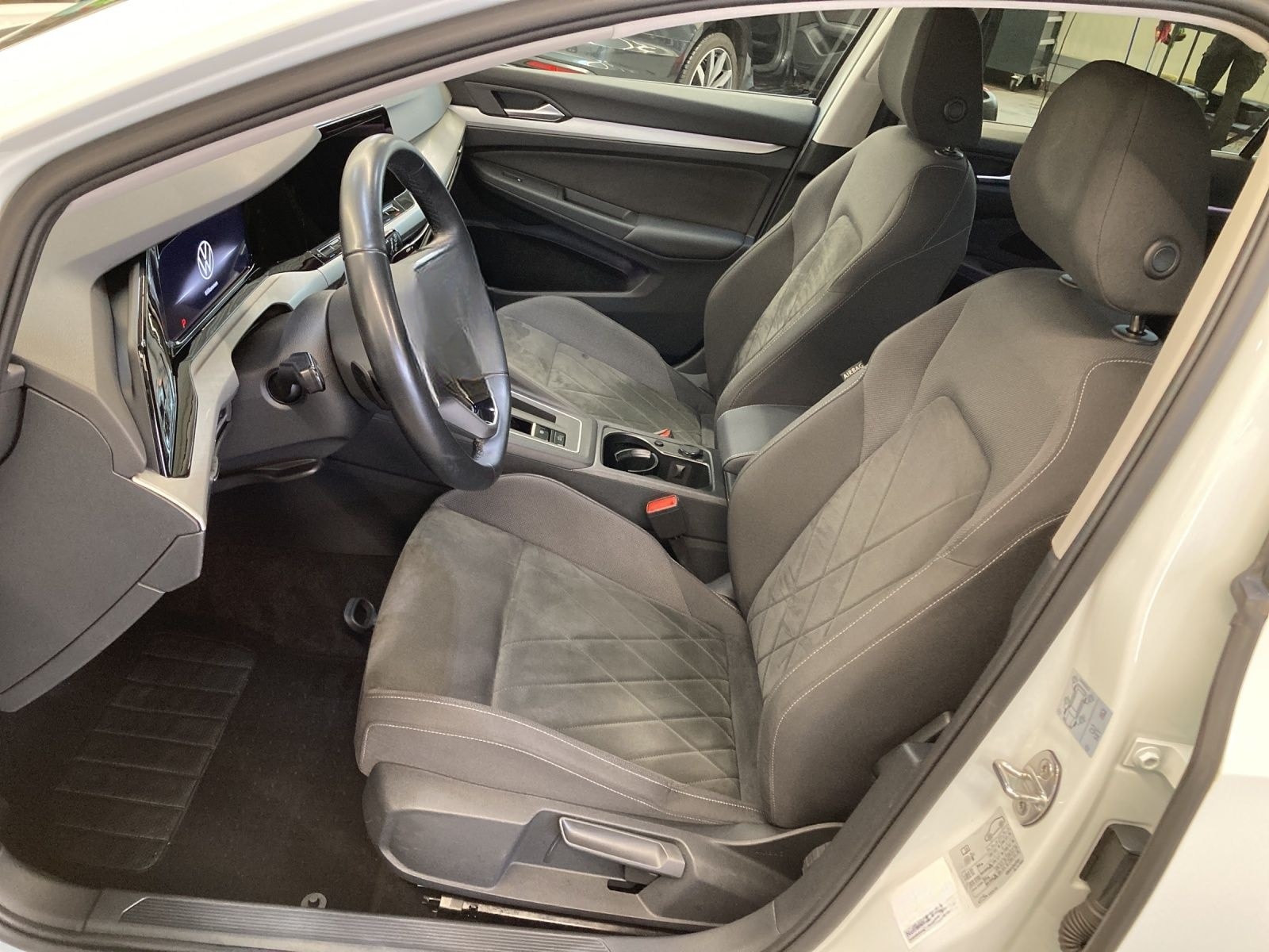 Volkswagen Golf 8 Variant TDI DSG Life LED AHK ACC foto 14