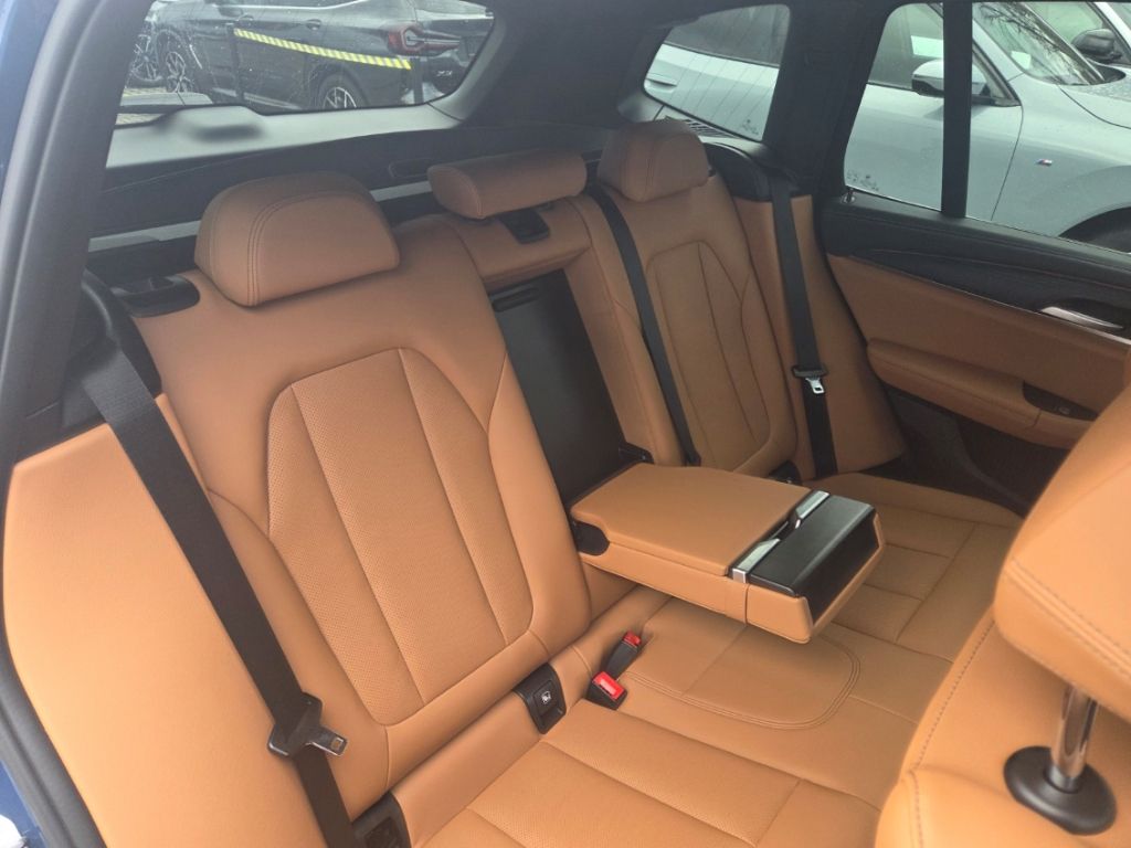 BMW iX3 Sportpaket El. Fondsitzverst.  Dig.Cockpit M foto 16