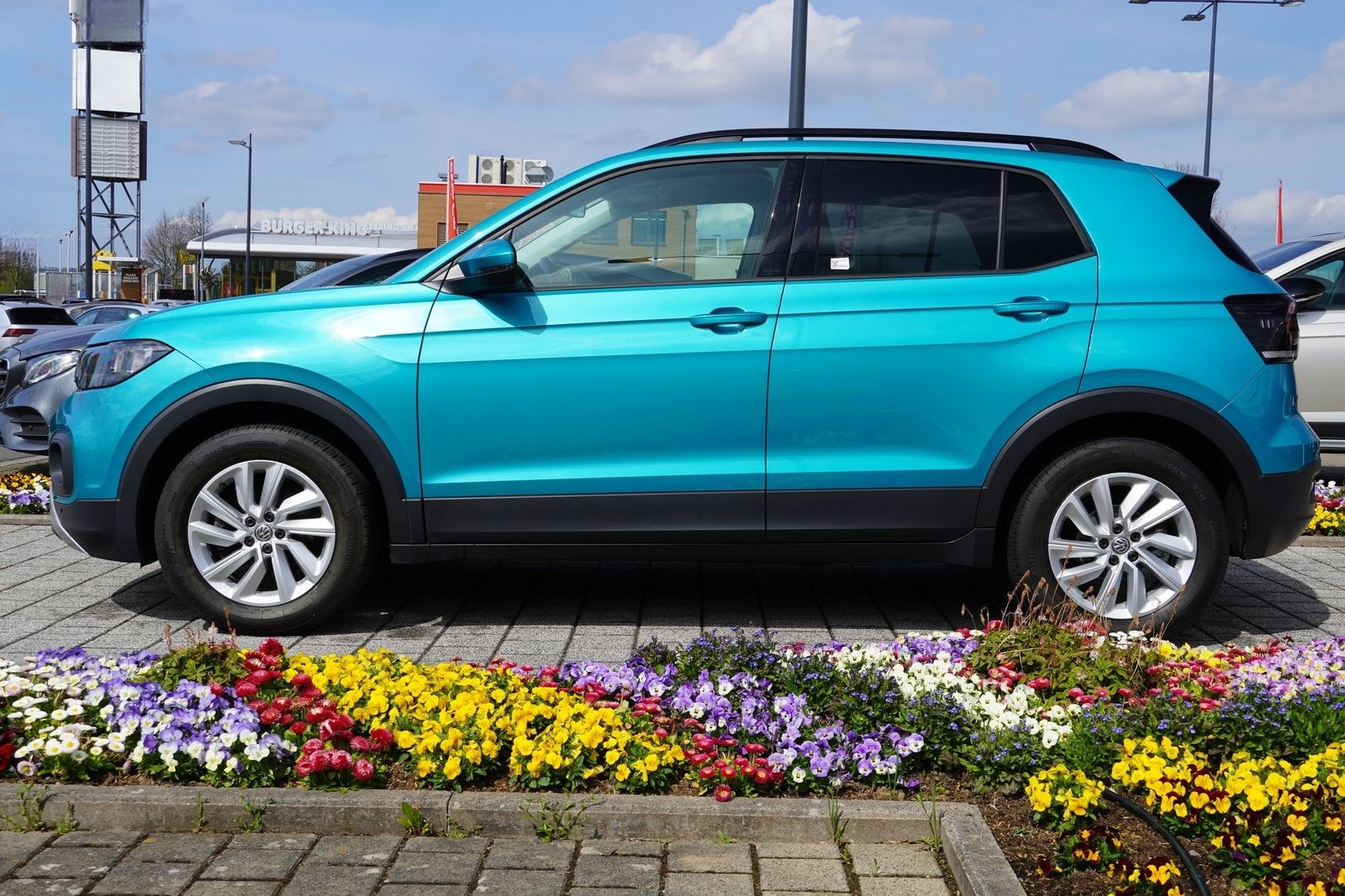 Volkswagen T-Cross 1.0 Life DSG Navi AHK ACC DAB PDC Kamera foto 5