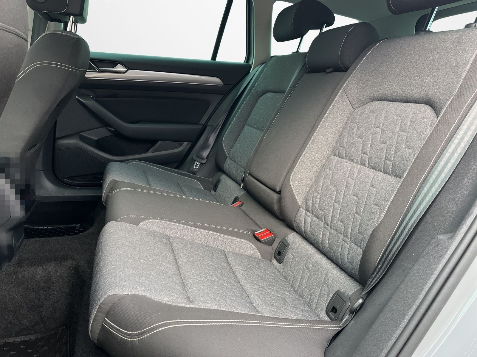 Volkswagen Passat Variant 2.0 TDI DSG Business AHK Navi LE foto 12