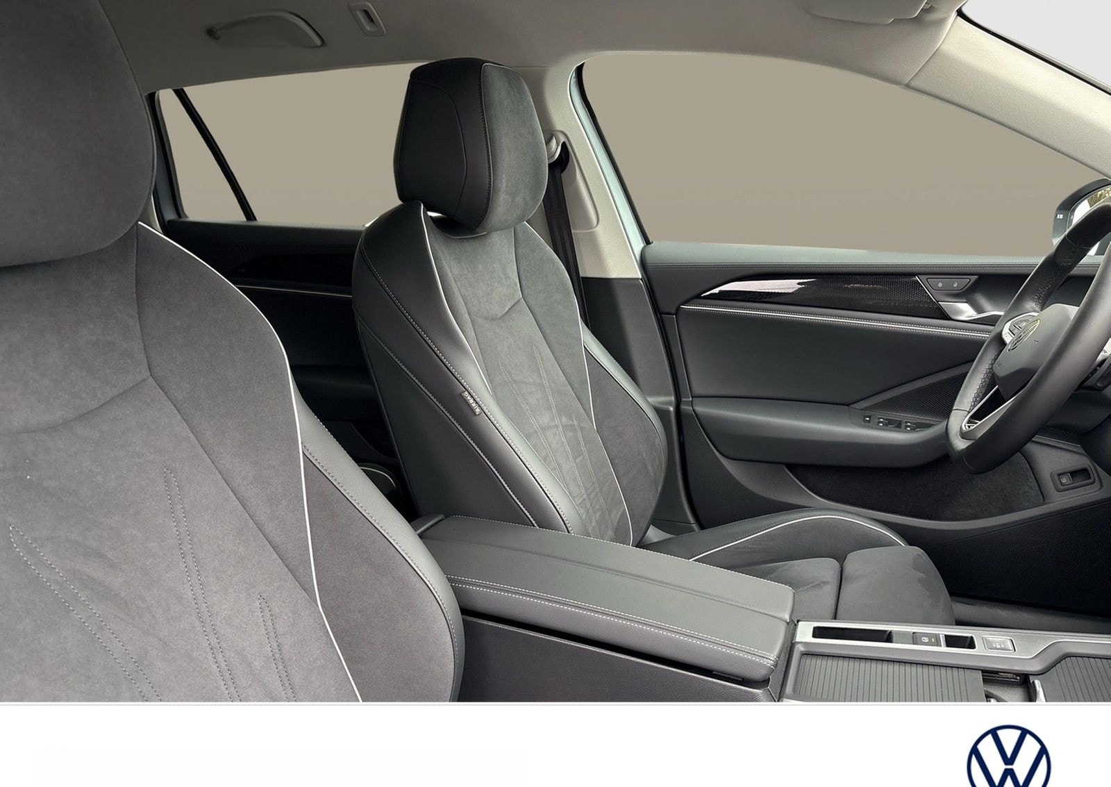 Volkswagen Passat Variant 1.5 HYBRID BUSINESS AHK CAM ACC foto 10