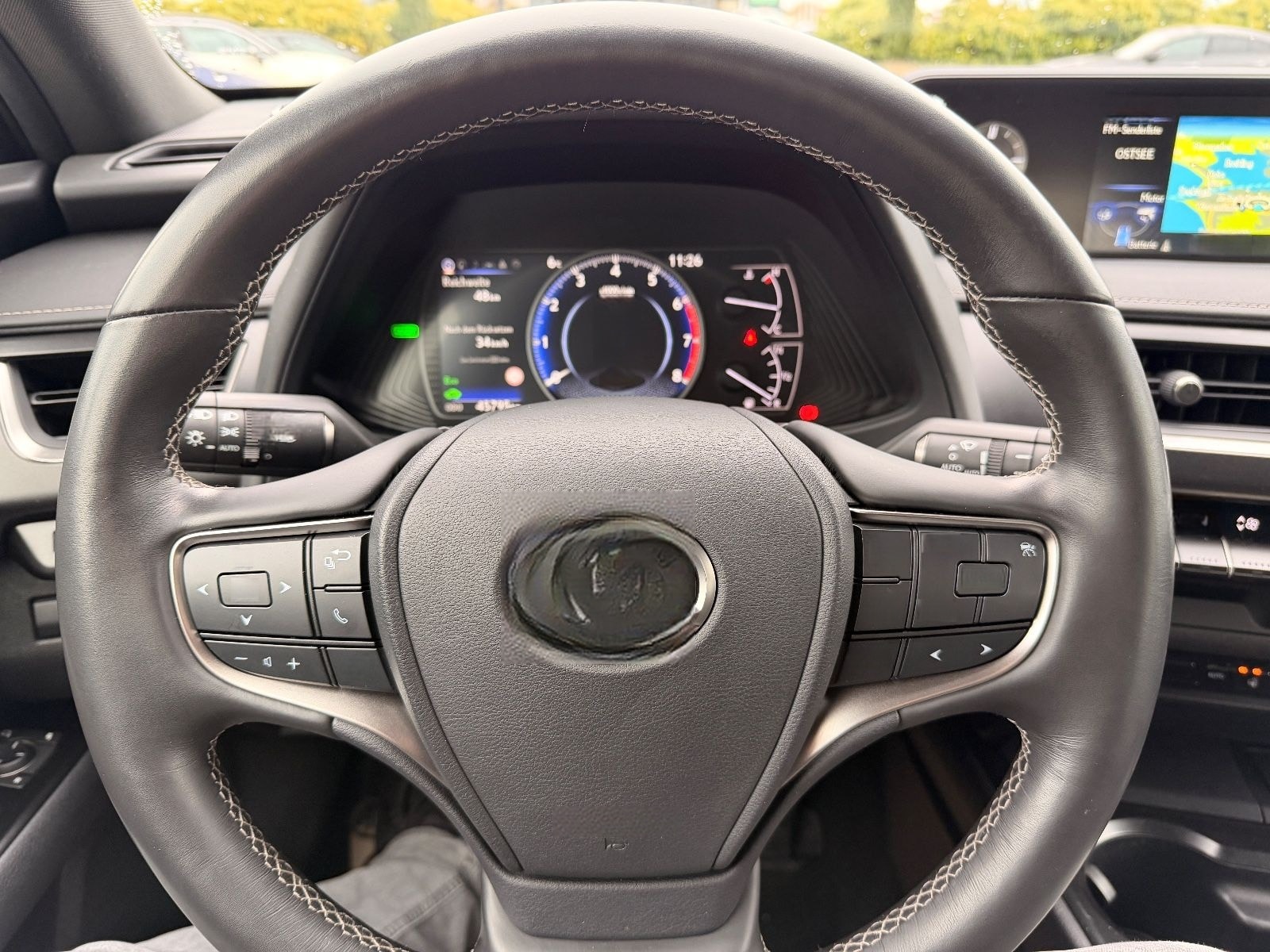 Lexus UX 250 h Launch Edition foto 12