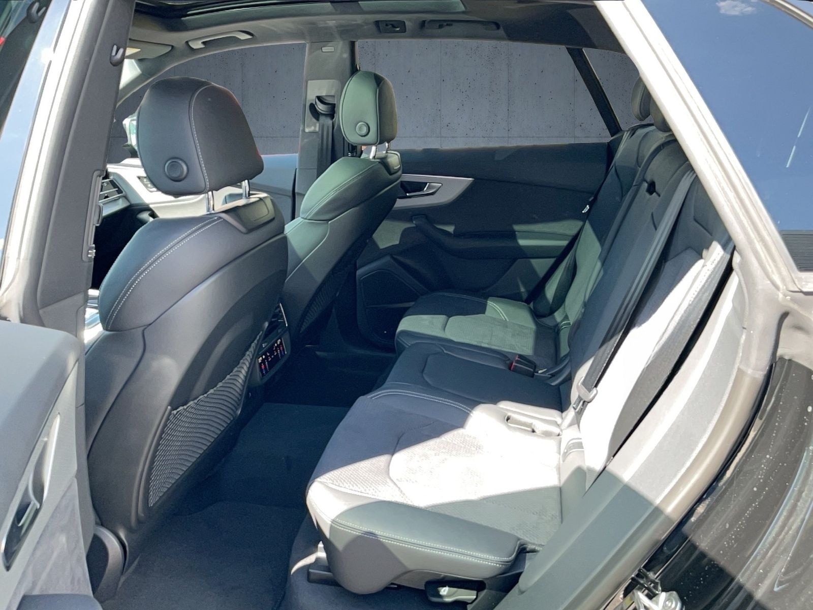 Audi Q8 SUV 50 TDI qu. tiptr. Laser Luft Stdhzg PANO foto 13