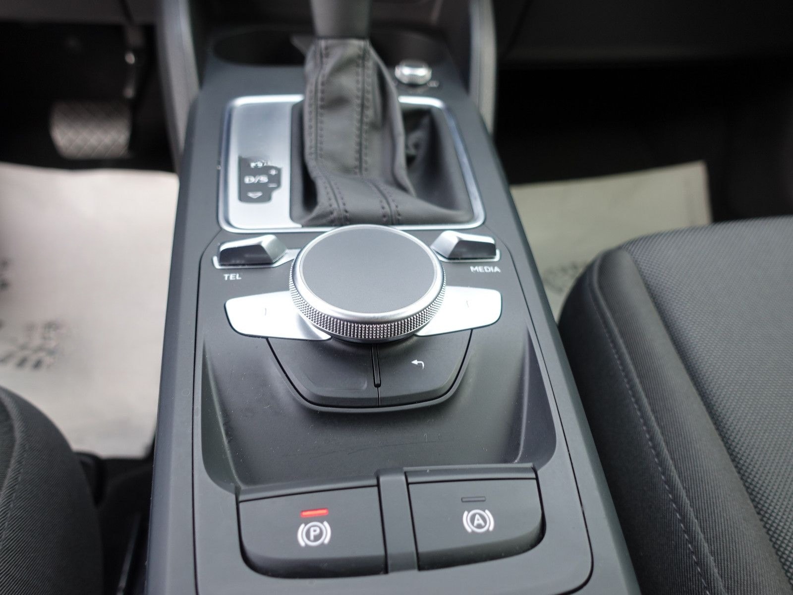 Audi Q2 35 TFSI Advanced S-Tronic/ACC/LED/Navi/RFK foto 16