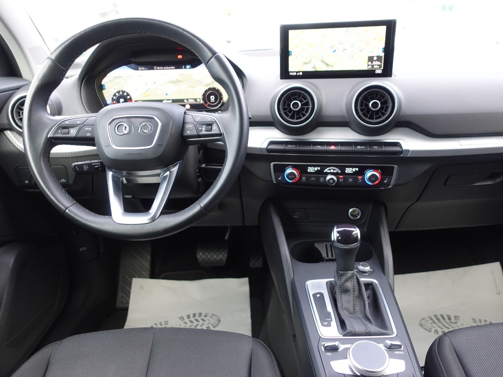 Audi Q2 35 TFSI Advanced S-Tronic/ACC/LED/Navi/RFK foto 10