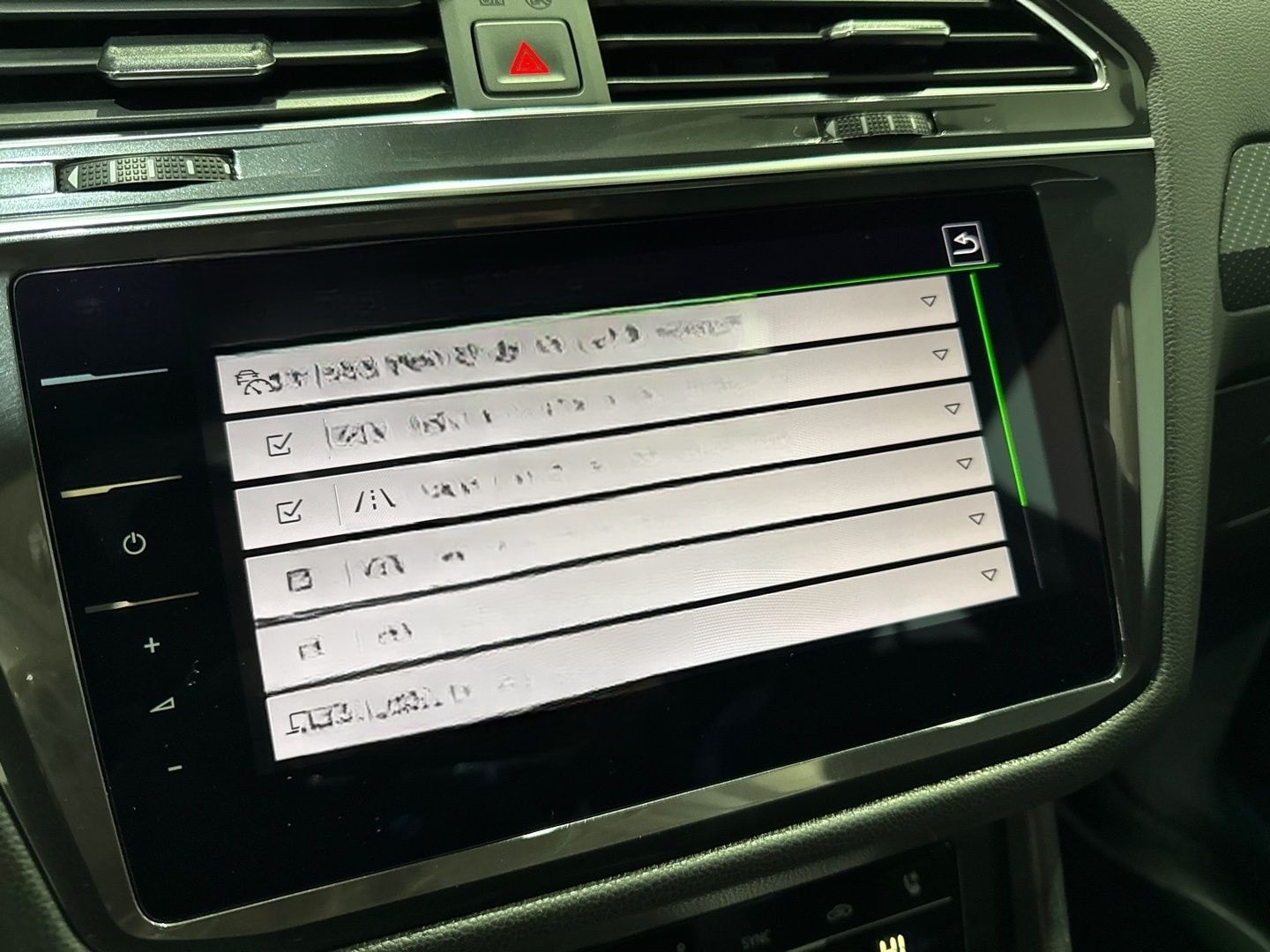 Volkswagen Tiguan Allspace 2.0 TDI DSG 4M 3x R LINE MATRIX foto 16