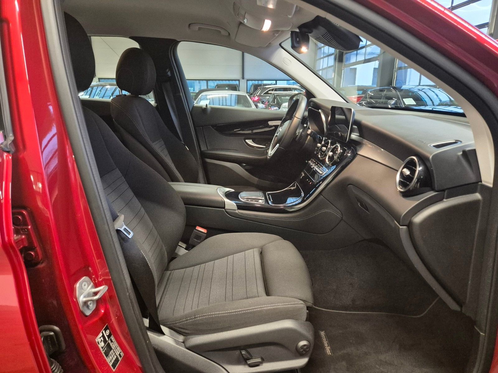 Mercedes-Benz GLC 300 d 4M DISTRONIC MBUX 360CAM SPURPAKET AHK foto 10