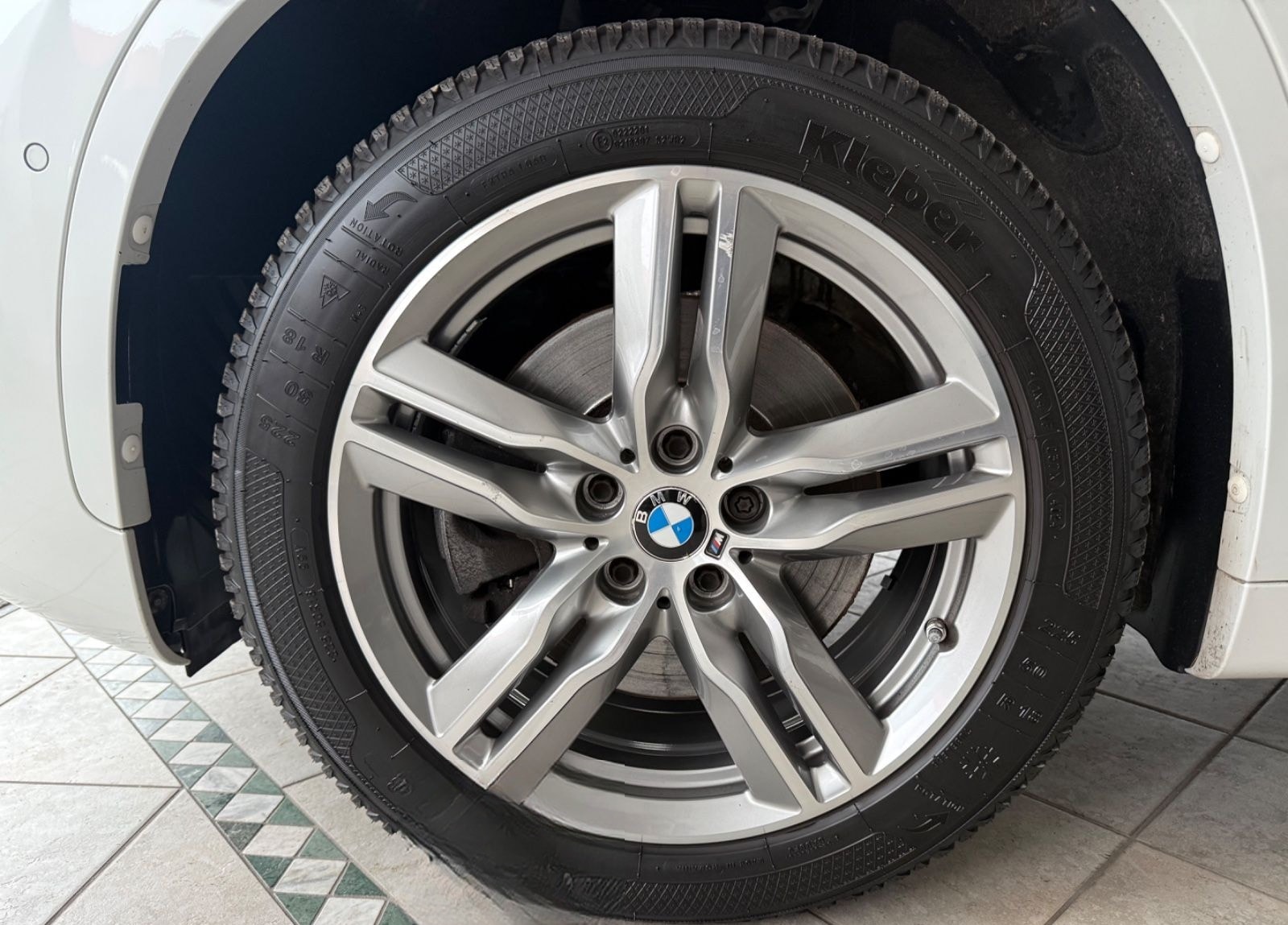 BMW X1 xDrive 20 d M Sport Paket VOLL! AHK H&K foto 21
